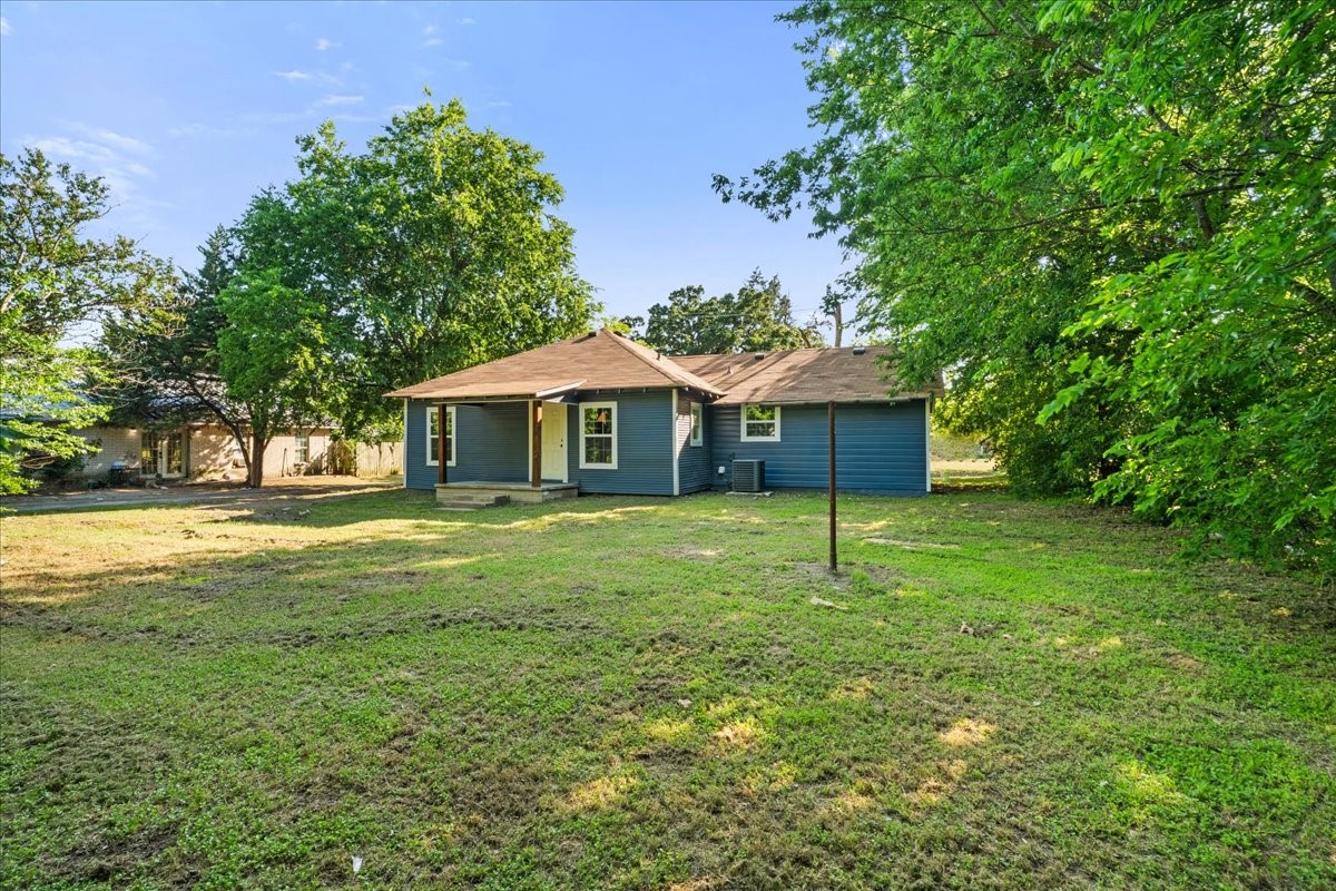 1325 Navarro Drive Corsicana TX 75110