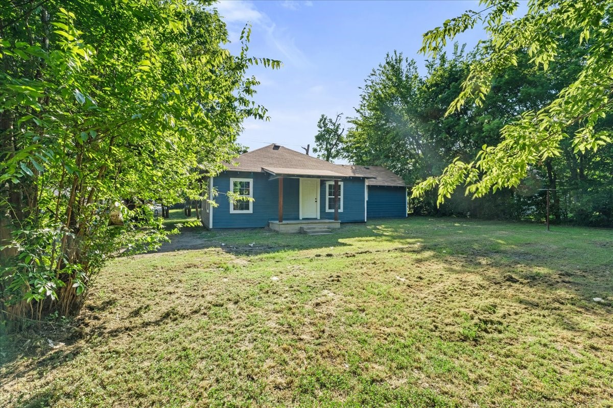 1325 Navarro Drive Corsicana TX 75110