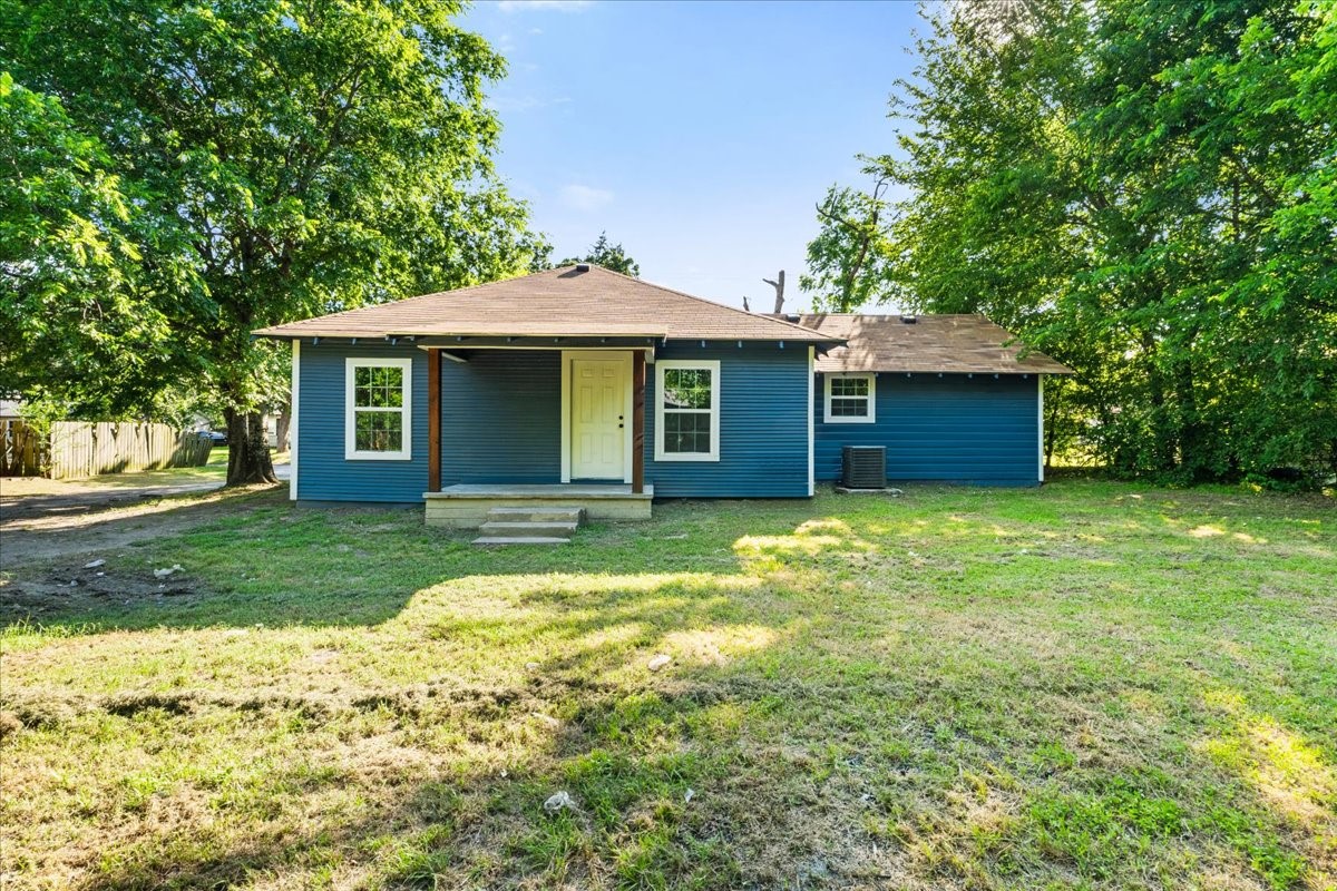 1325 Navarro Drive Corsicana TX 75110