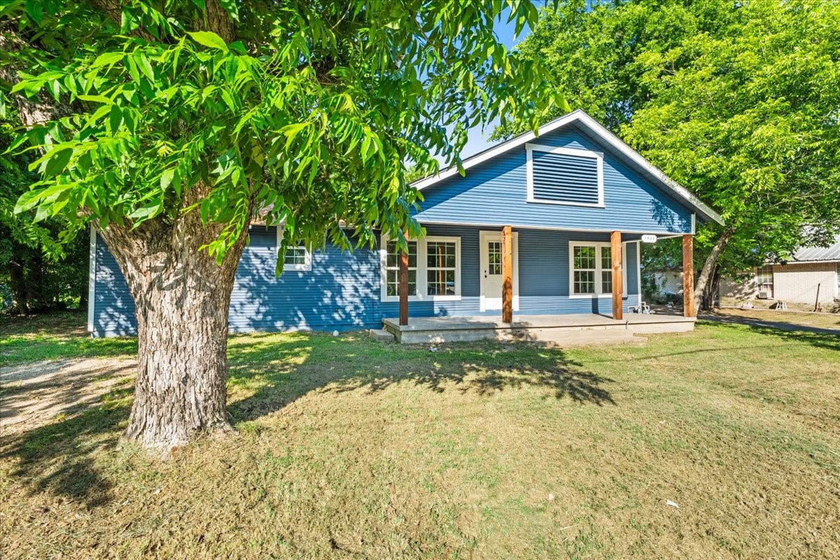 1325 Navarro Drive Corsicana TX 75110