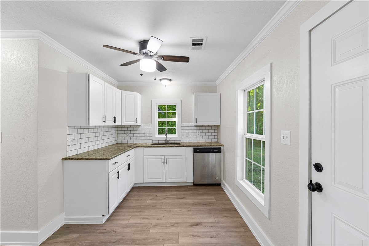 1325 Navarro Drive Corsicana TX 75110