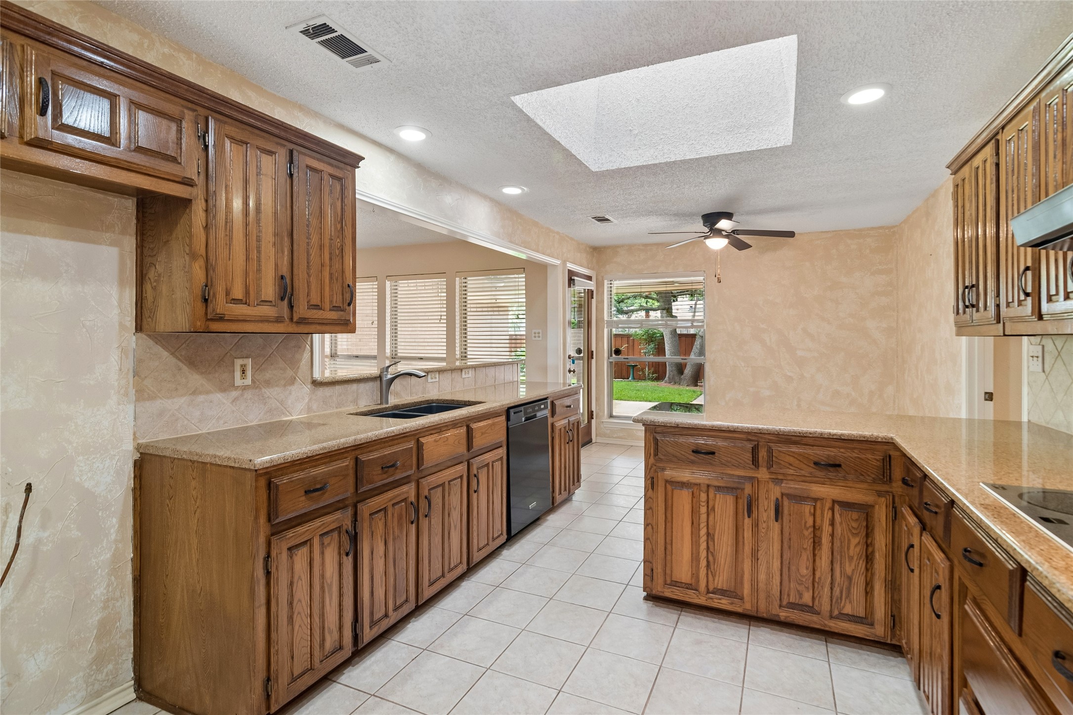 1112 Horizon Trail Richardson TX 75081
