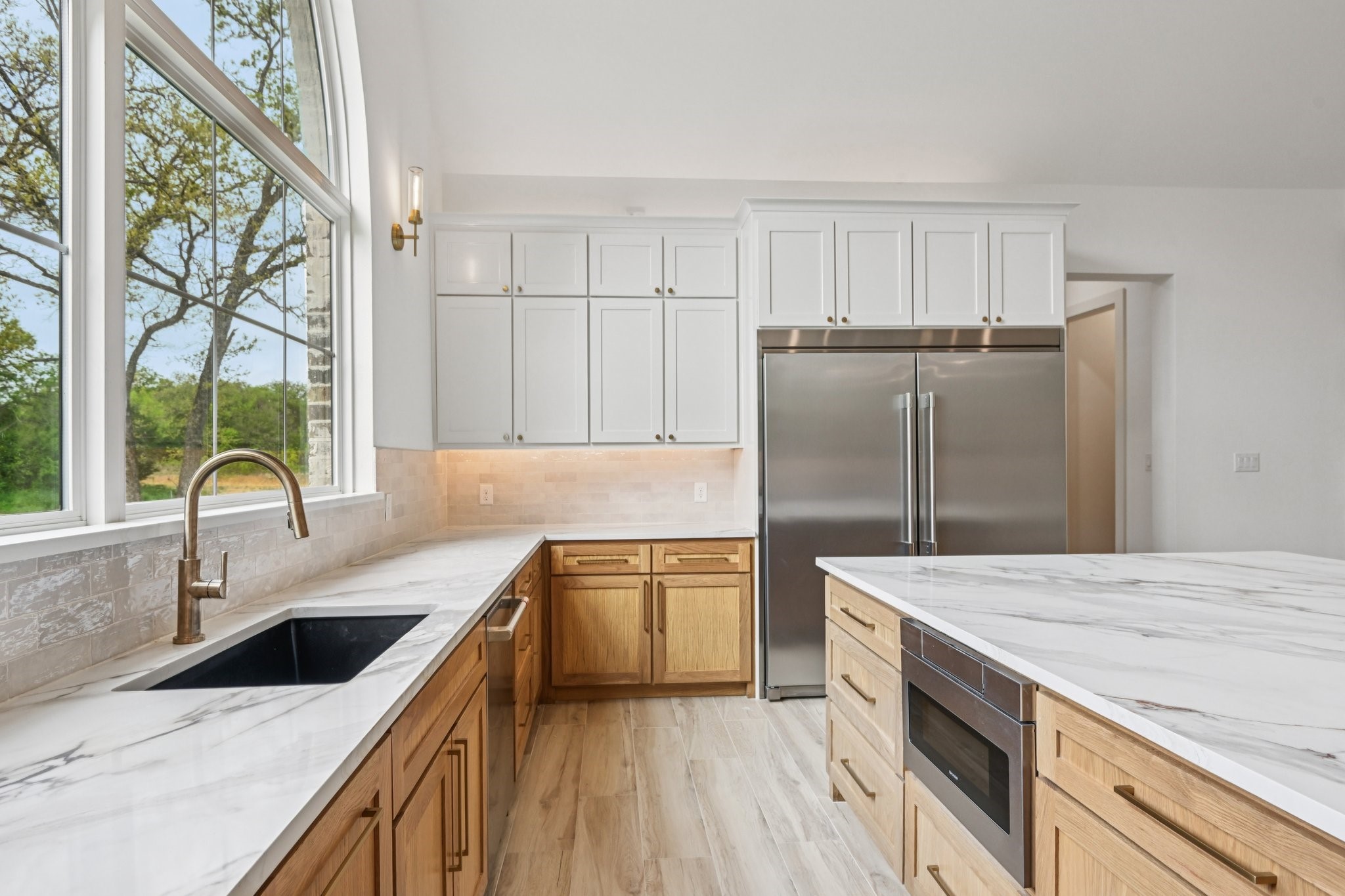 1716 Private Burleson TX 76028