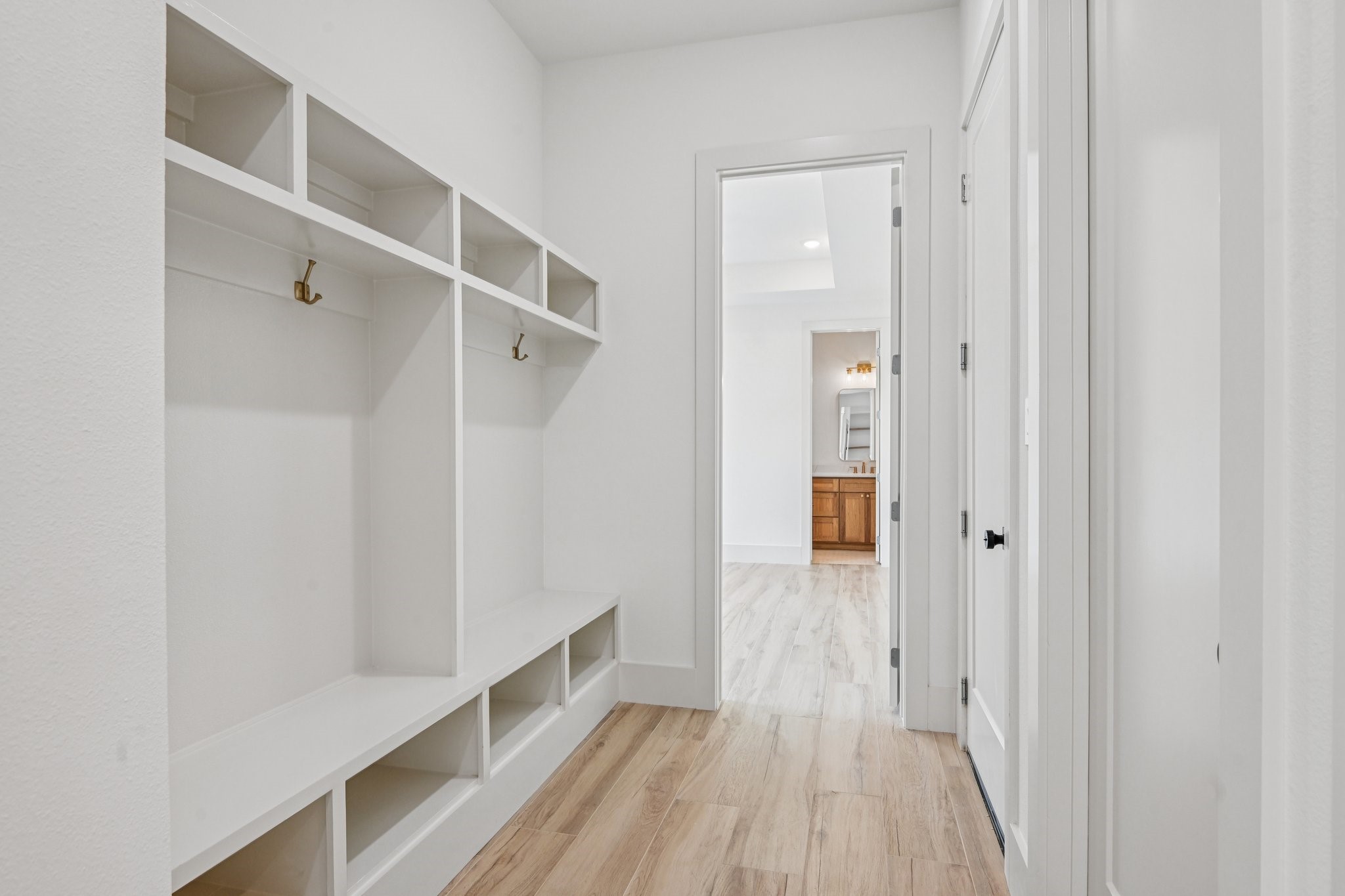 1716 Private Burleson TX 76028
