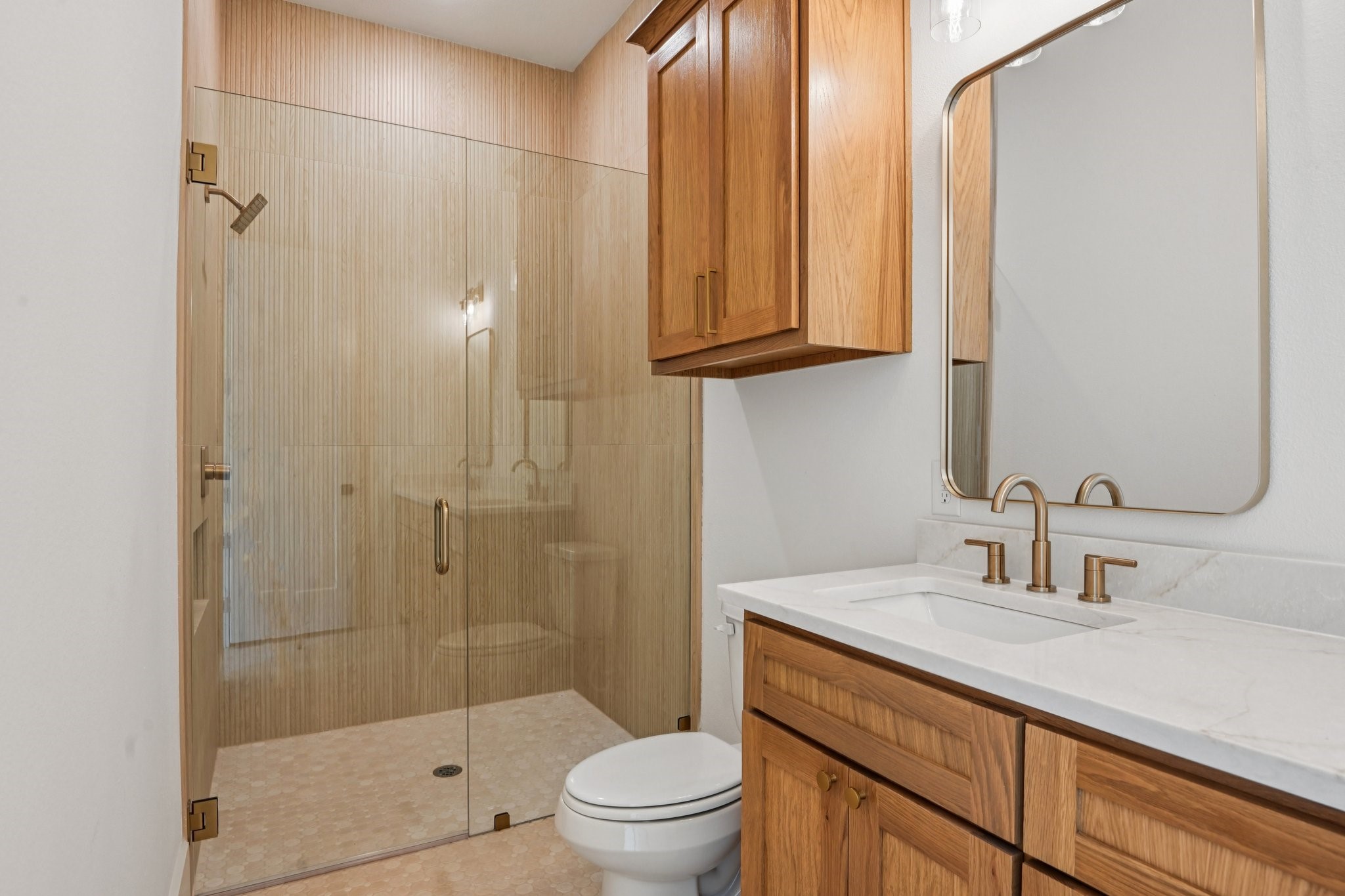 1716 Private Burleson TX 76028