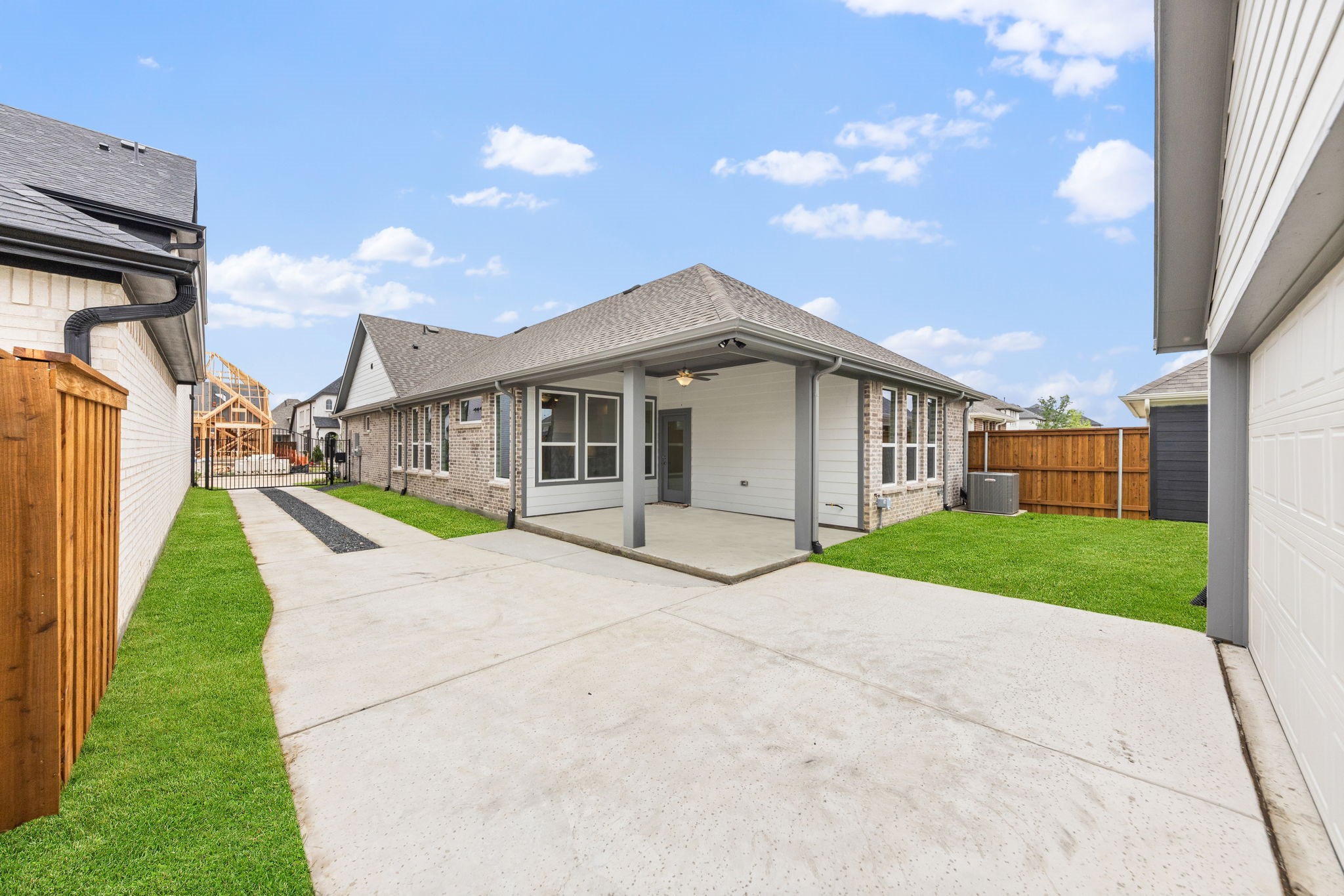 1907 Mitchell Drive Van Alstyne TX 75495