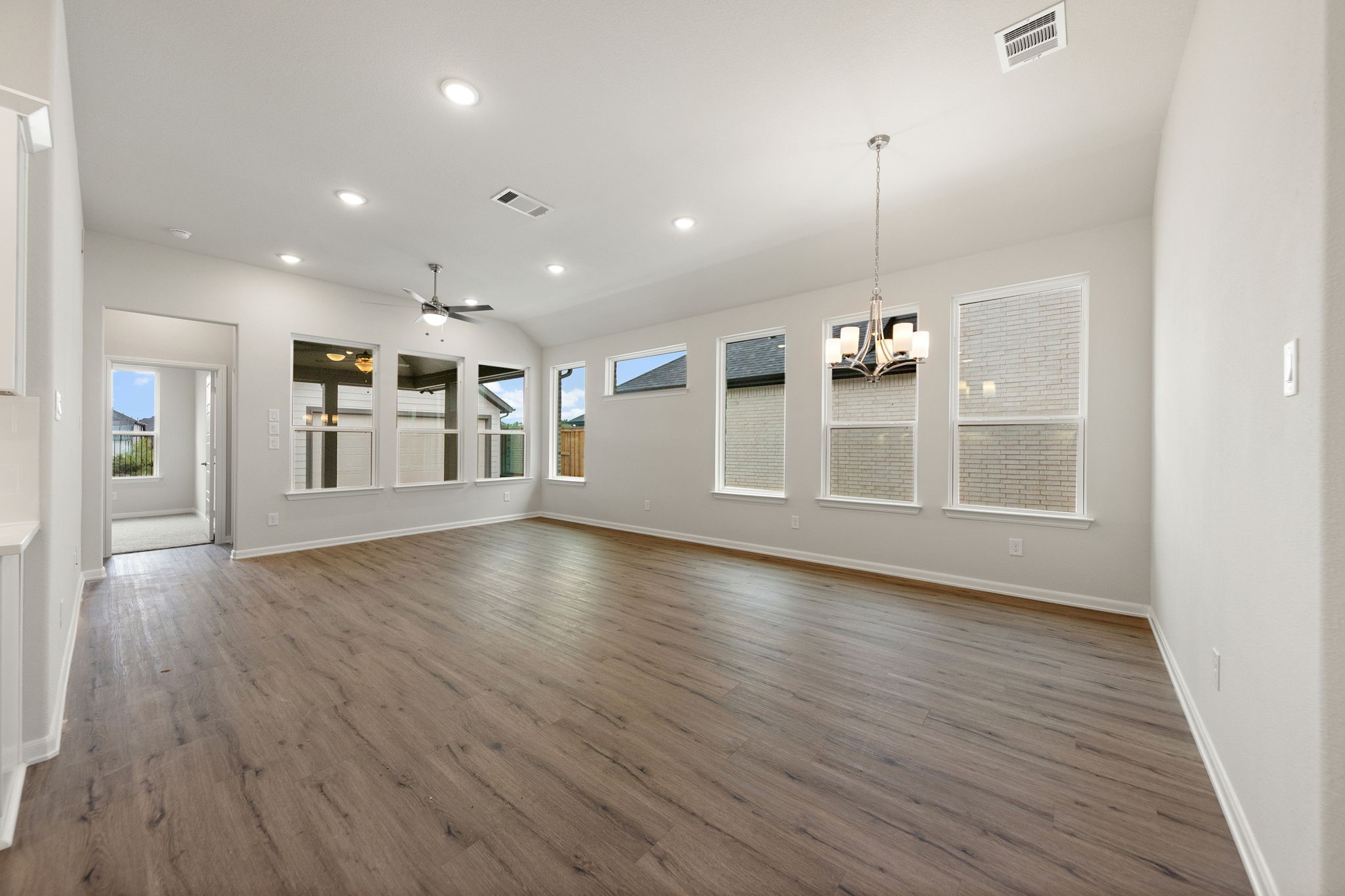 1907 Mitchell Drive Van Alstyne TX 75495