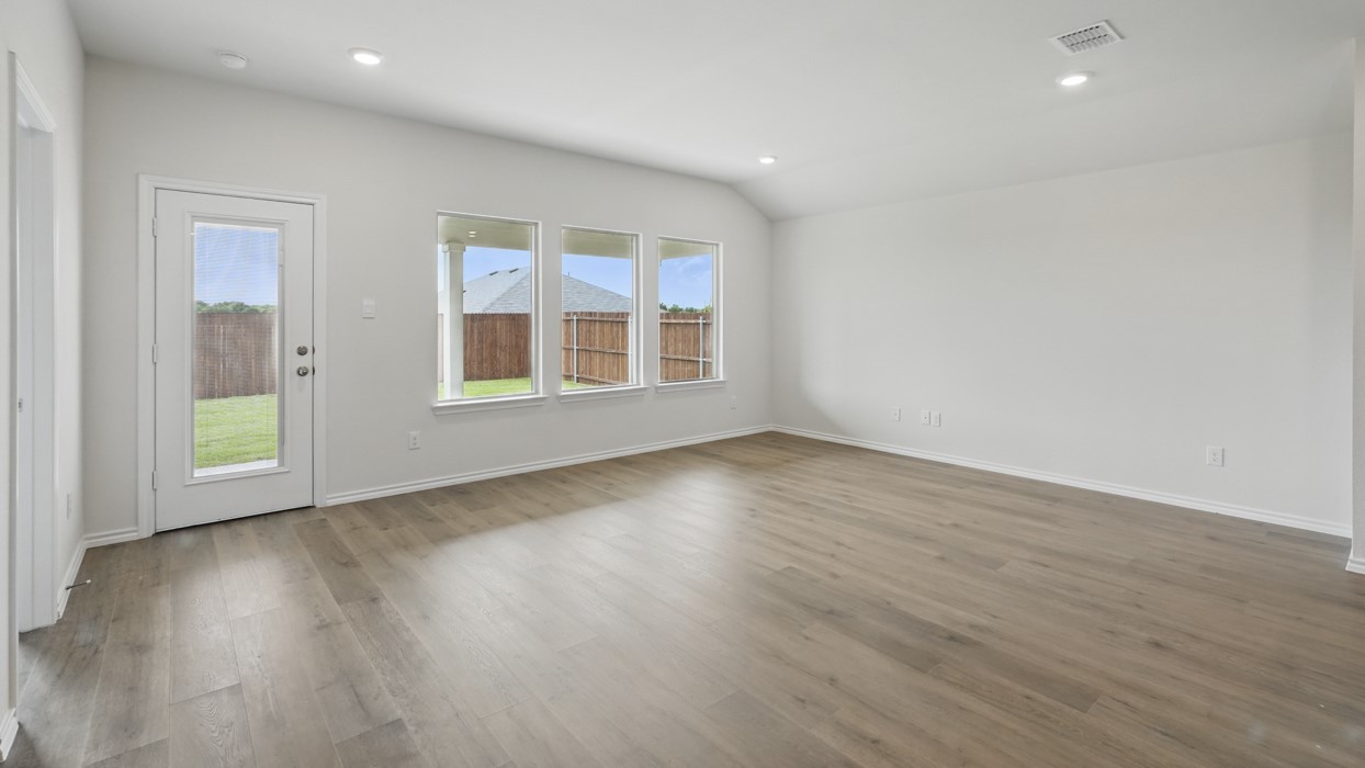1105 Stella Drive Ferris TX 75125