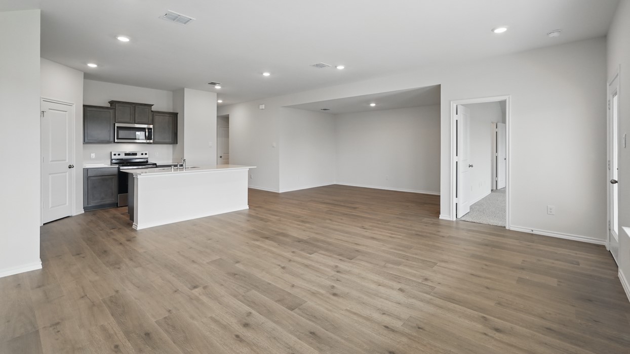 1105 Stella Drive Ferris TX 75125