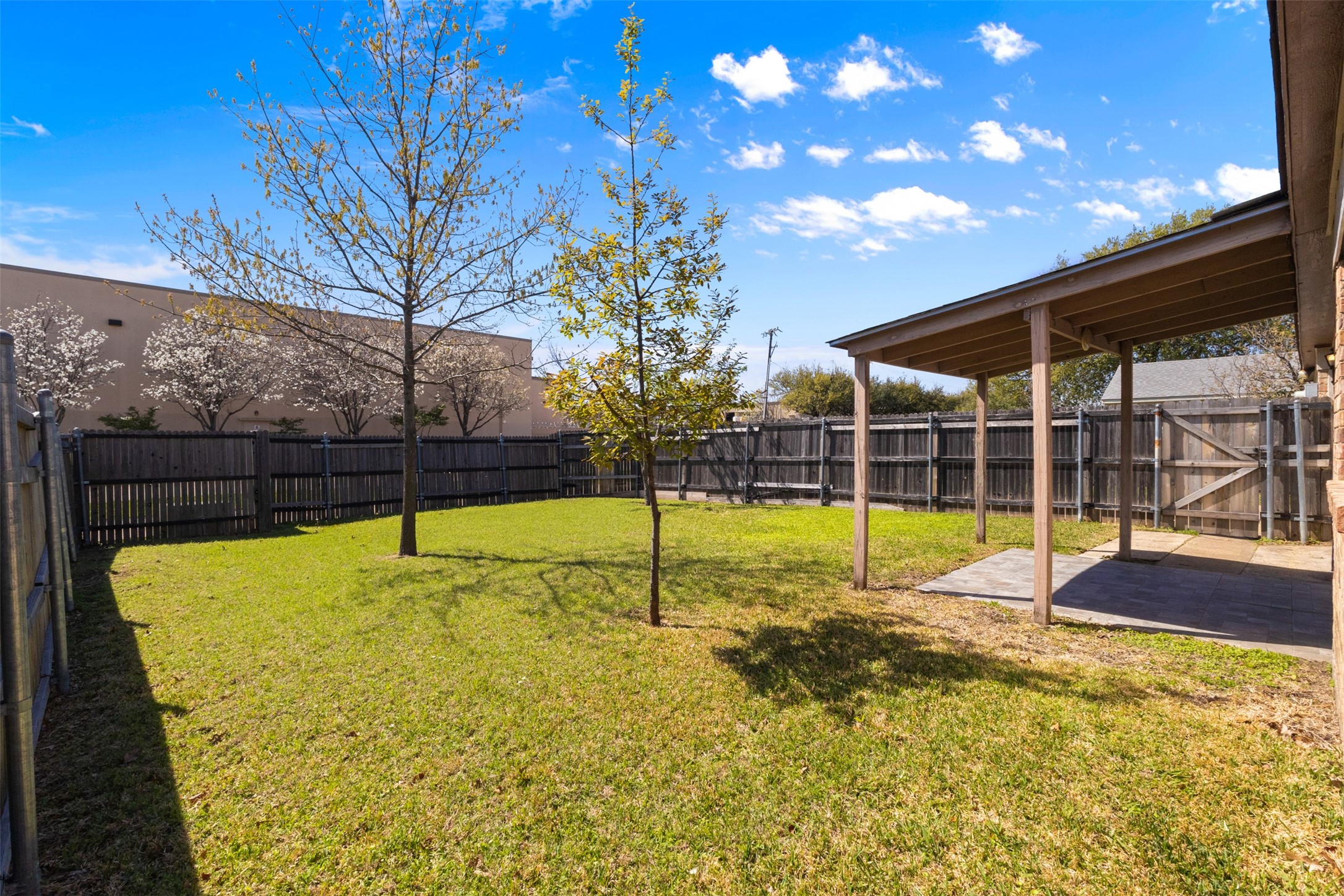 206 Southerland Avenue Mesquite TX 75150