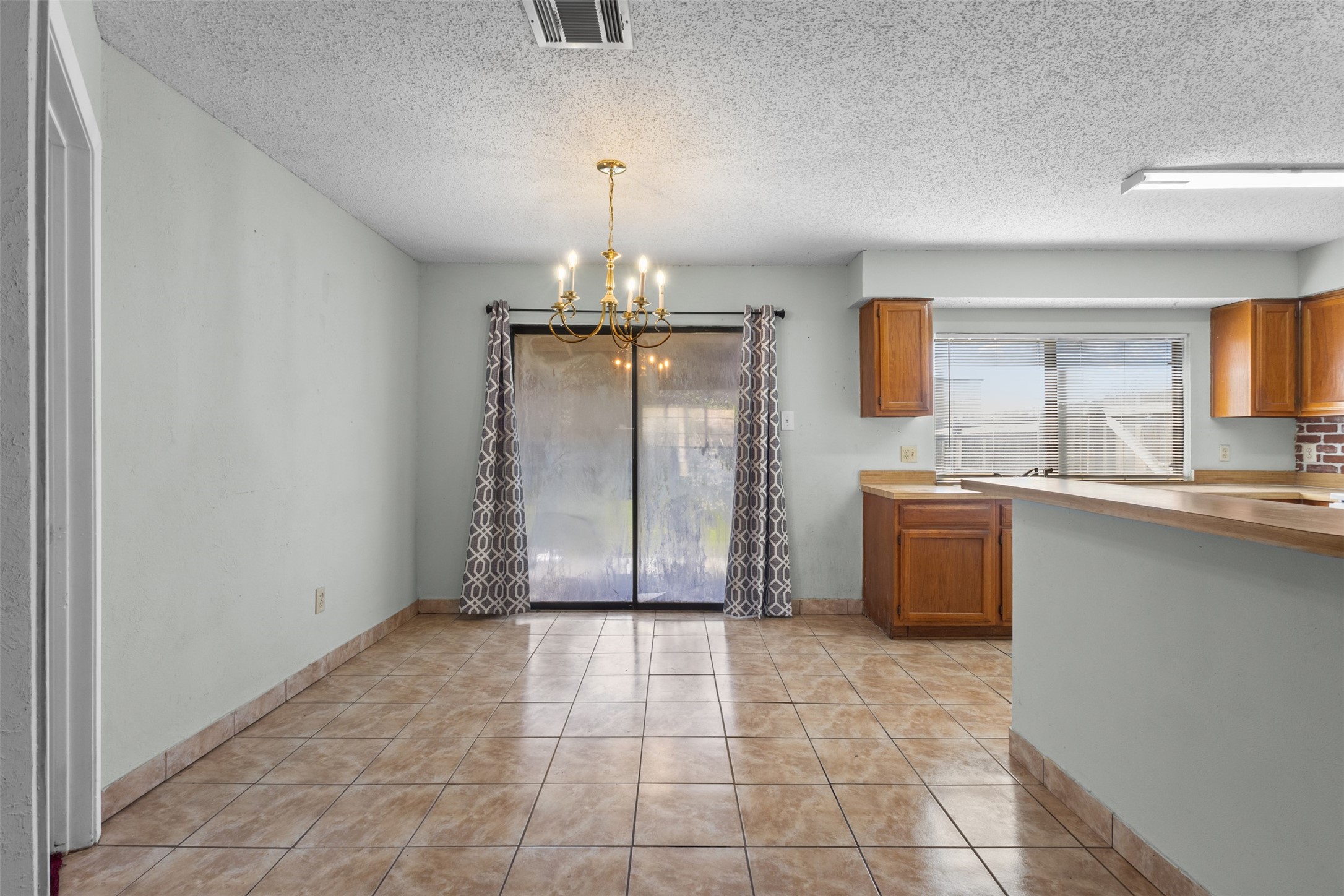 206 Southerland Avenue Mesquite TX 75150