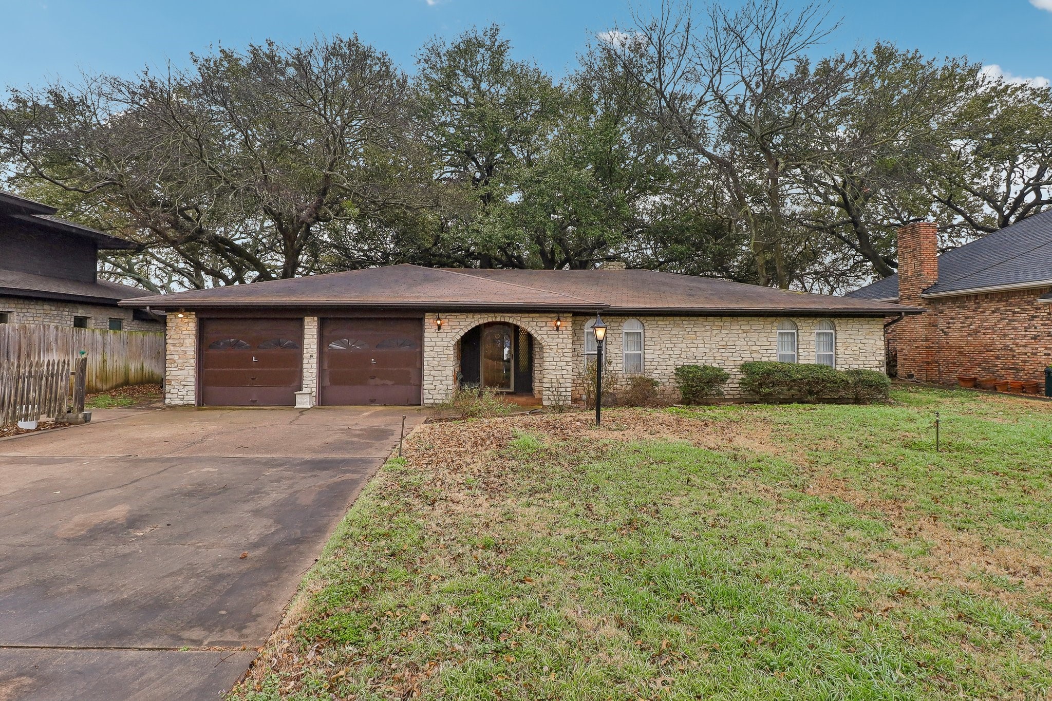 117 Casas Del Sur Street Granbury TX 76049