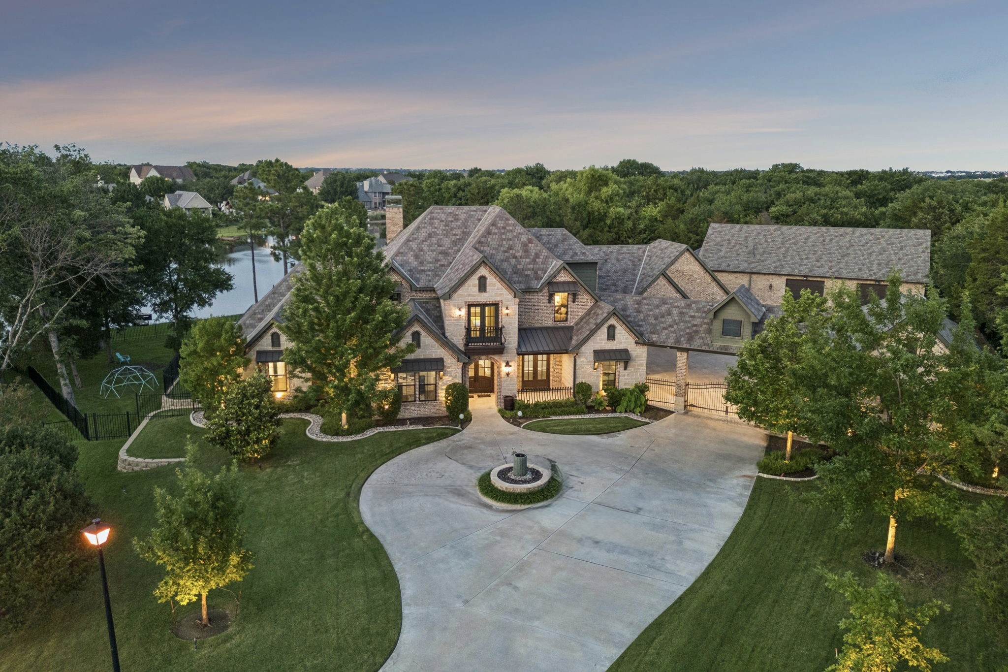 517 Pine Island Circle Heath TX 75032