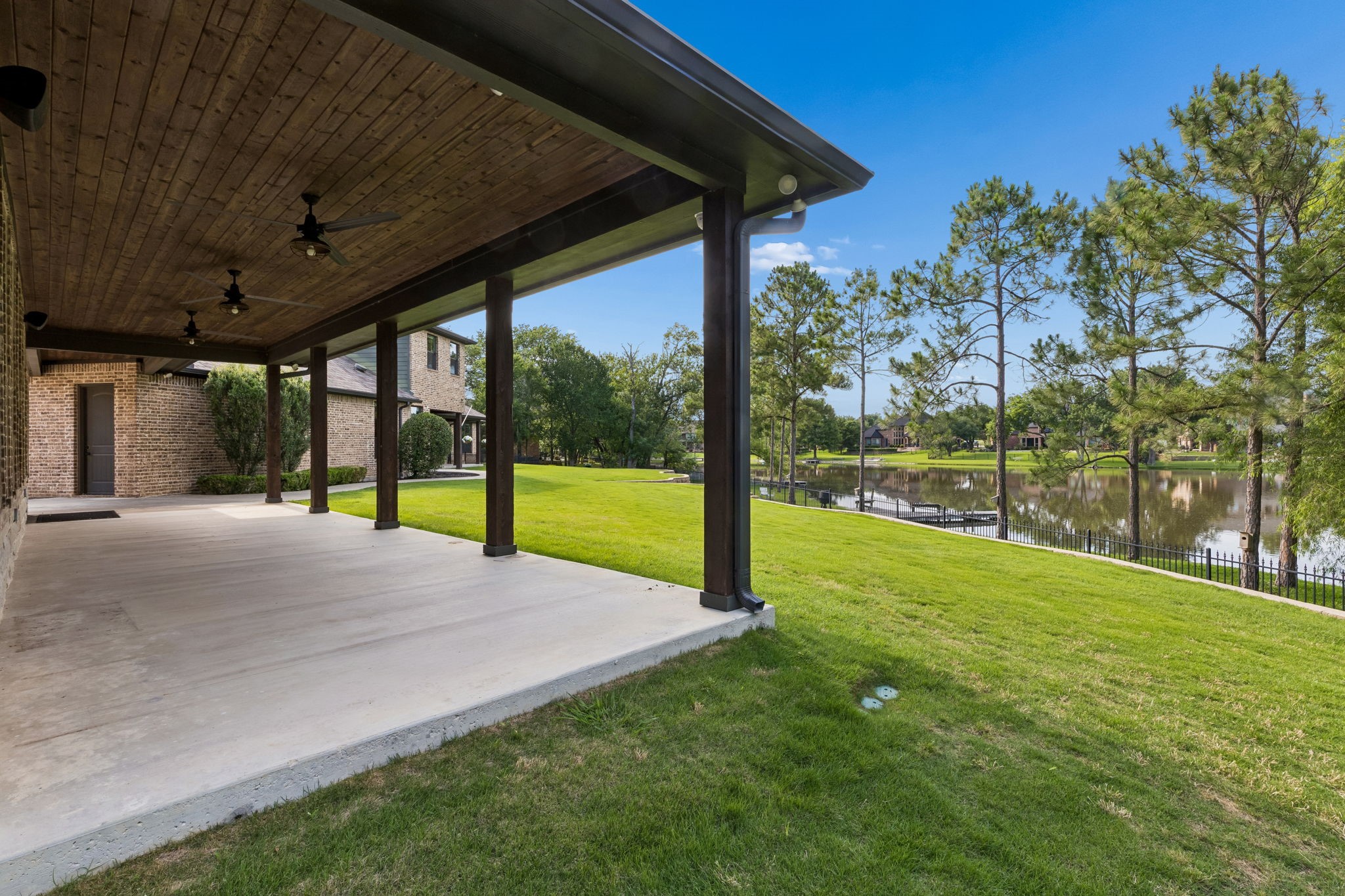 517 Pine Island Circle Heath TX 75032