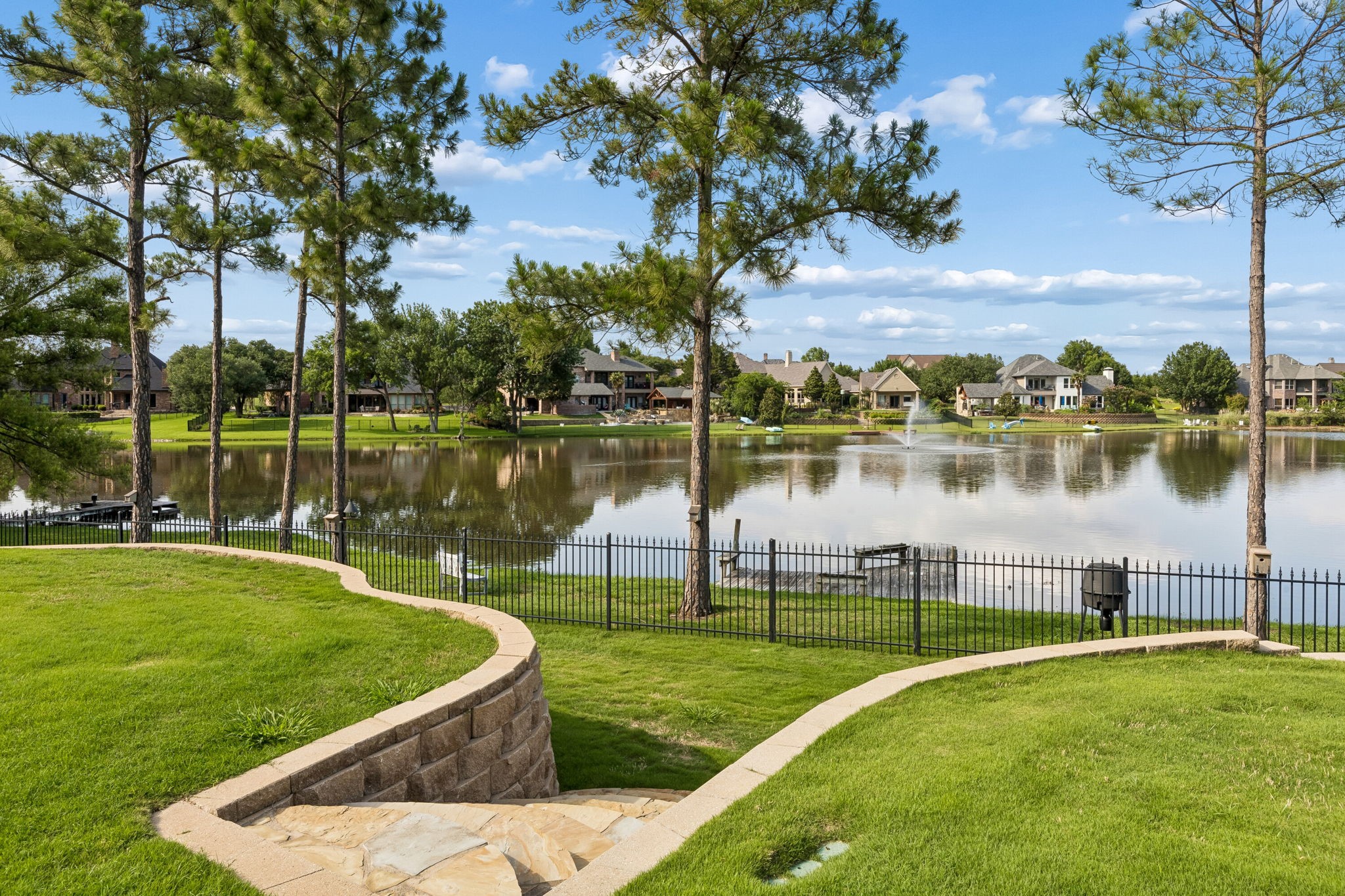 517 Pine Island Circle Heath TX 75032