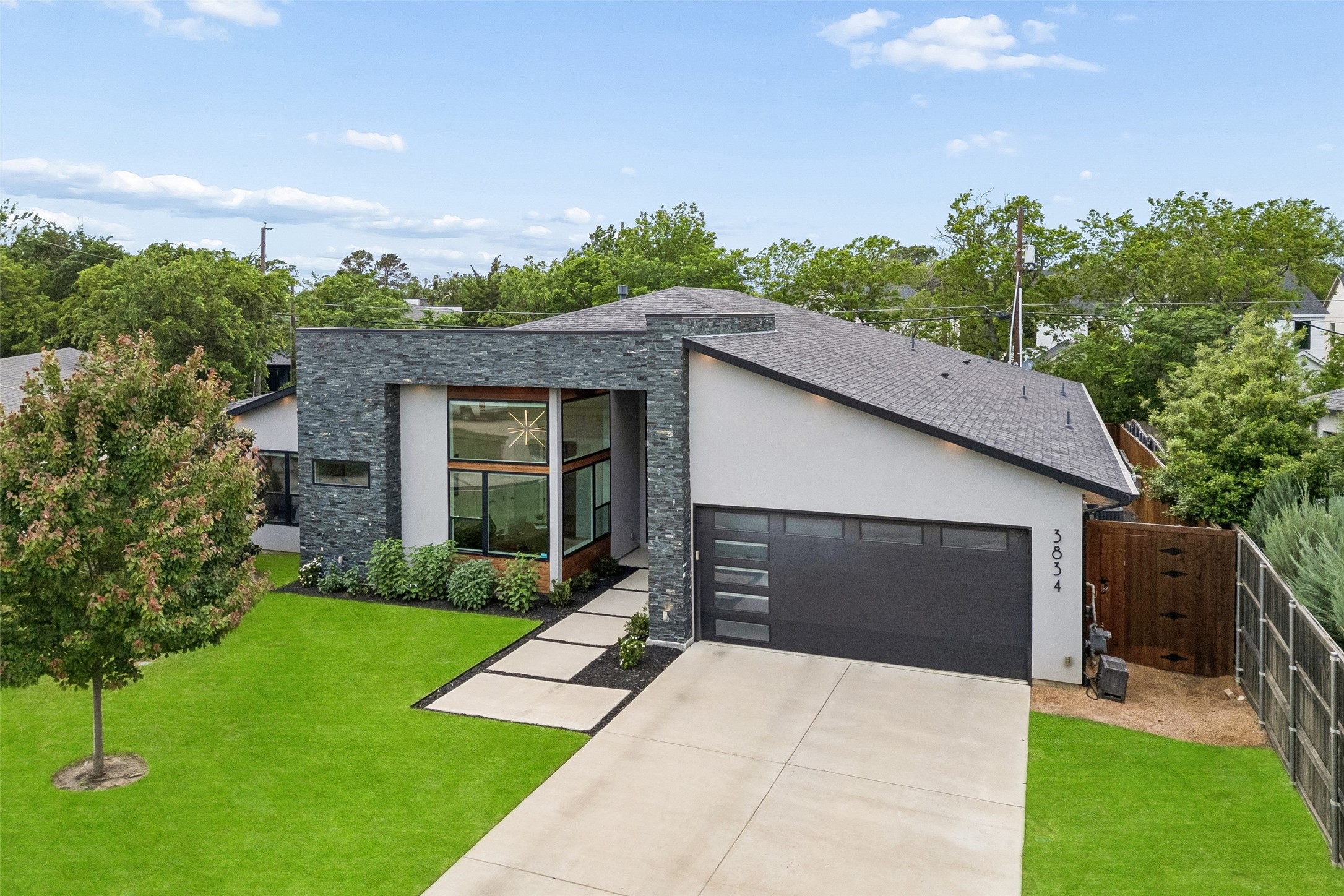 3834 Lively Parkway Dallas TX 75220
