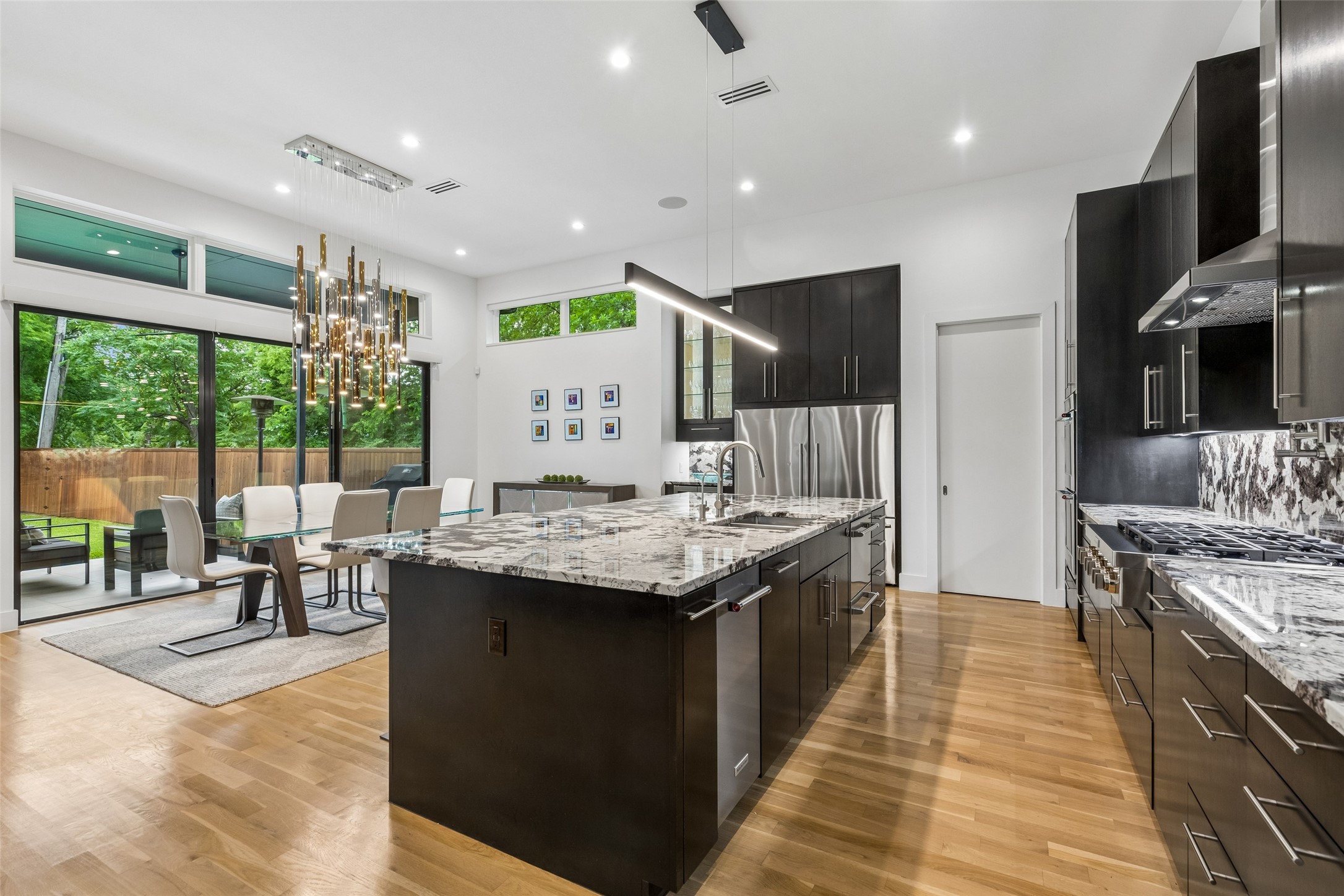 3834 Lively Parkway Dallas TX 75220