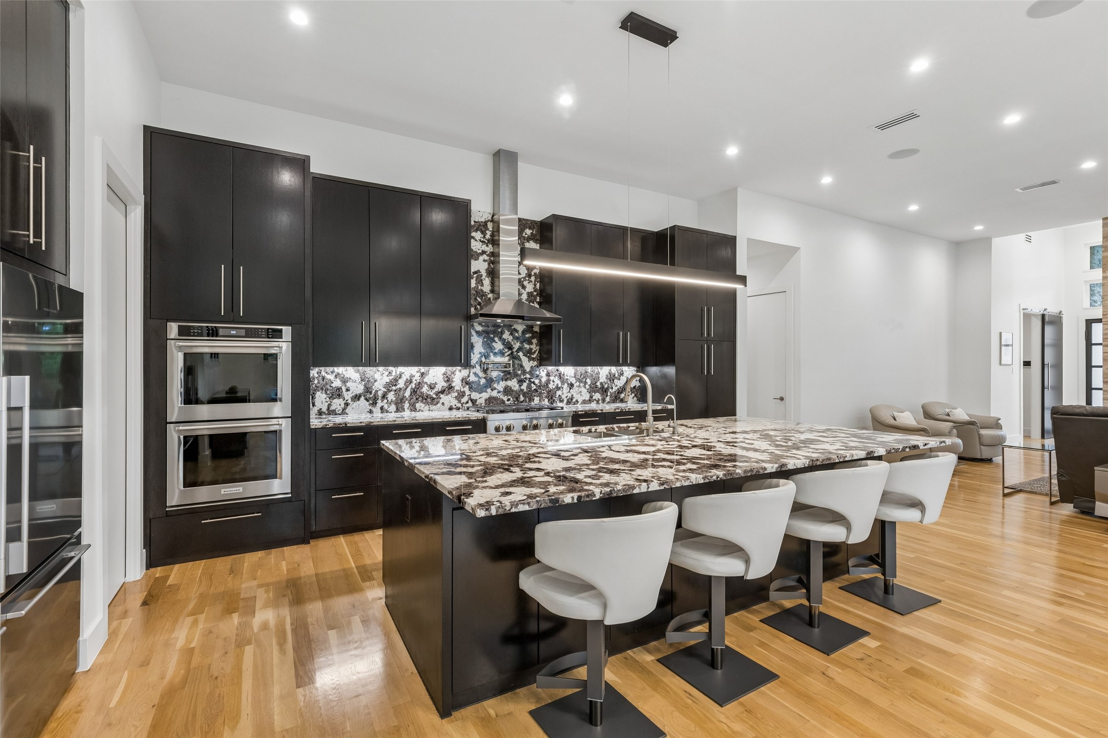 3834 Lively Parkway Dallas TX 75220