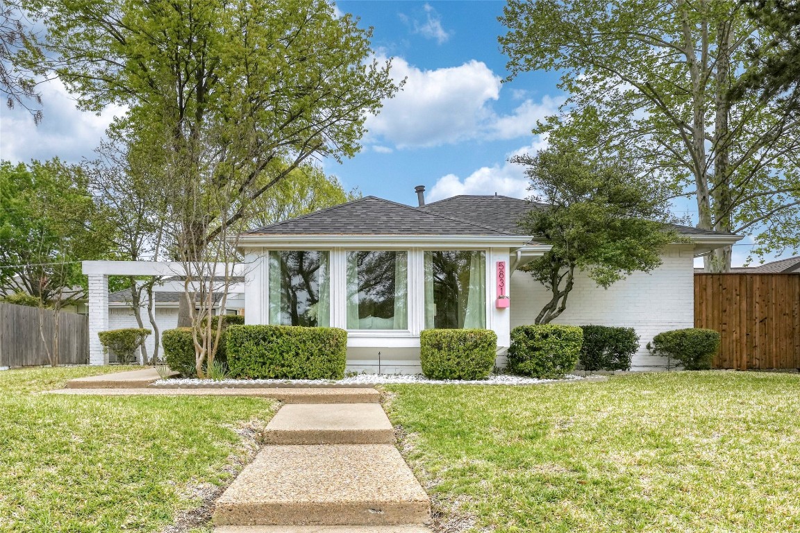 5831 Smoke Glass Trail Dallas TX 75252