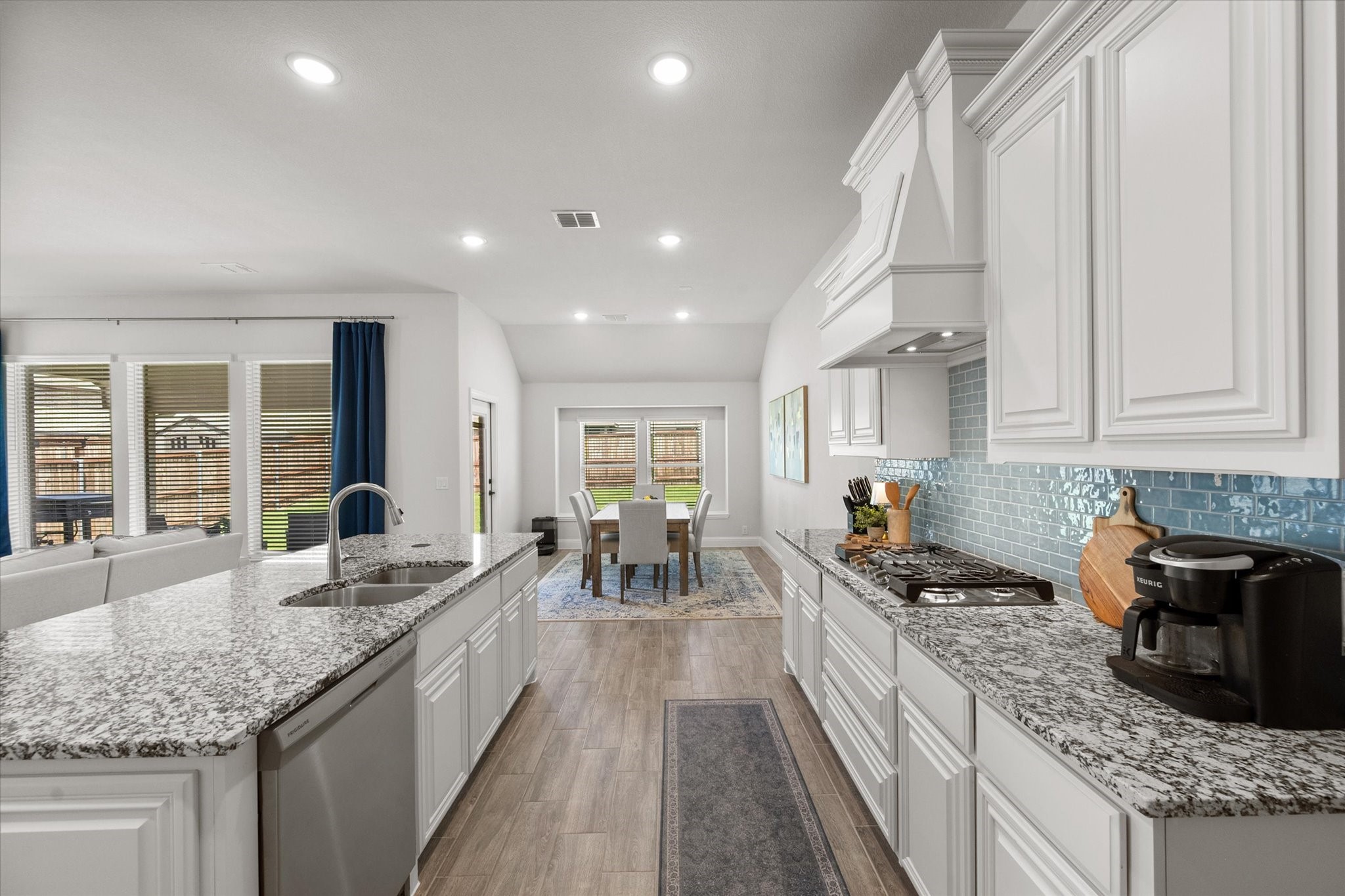 2406 Warrington Place Mansfield TX 76084