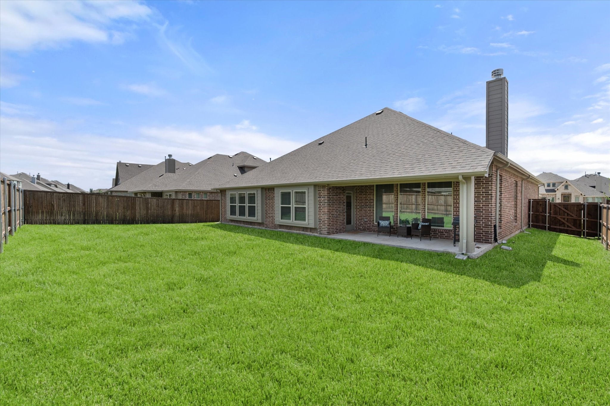 2406 Warrington Place Mansfield TX 76084