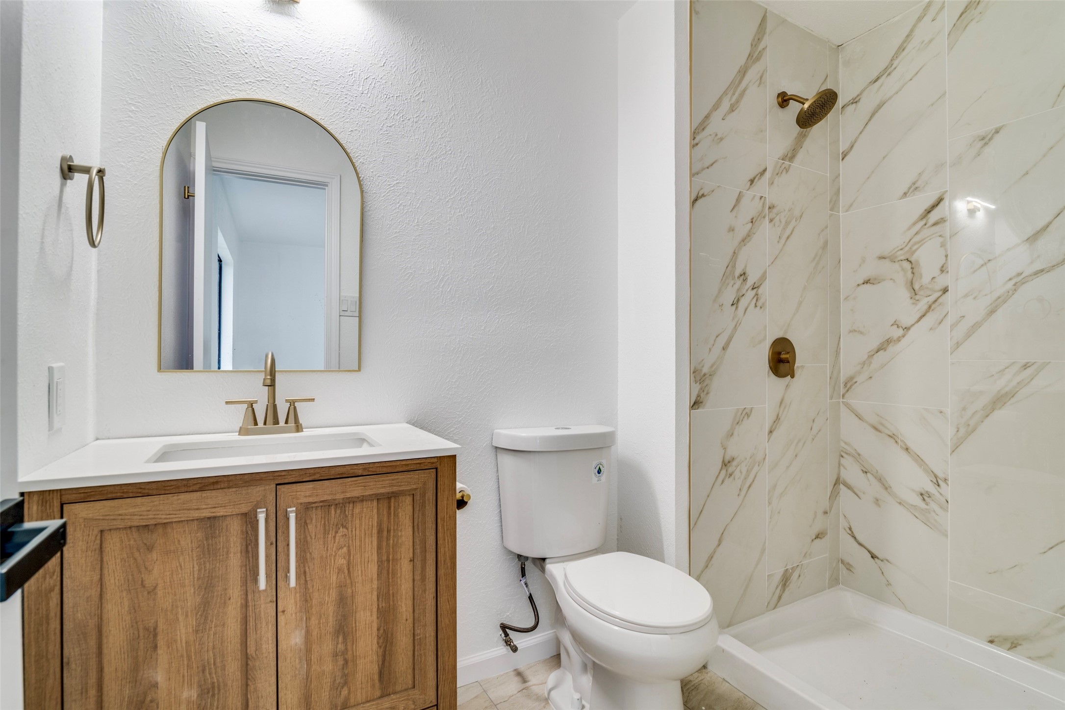 6401 Gate Ridge Circle Garland TX 75043