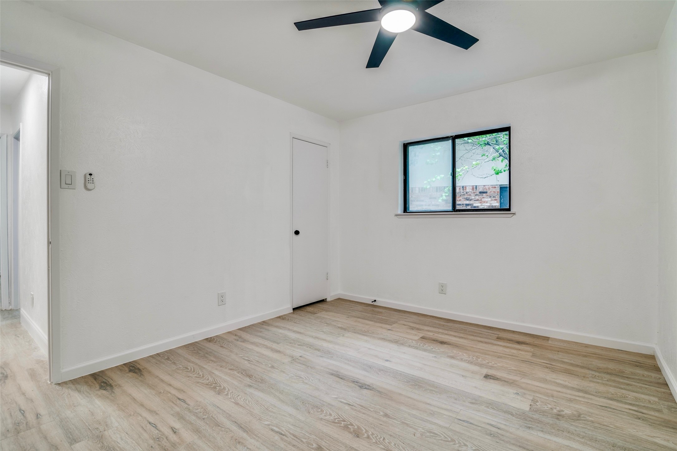 6401 Gate Ridge Circle Garland TX 75043