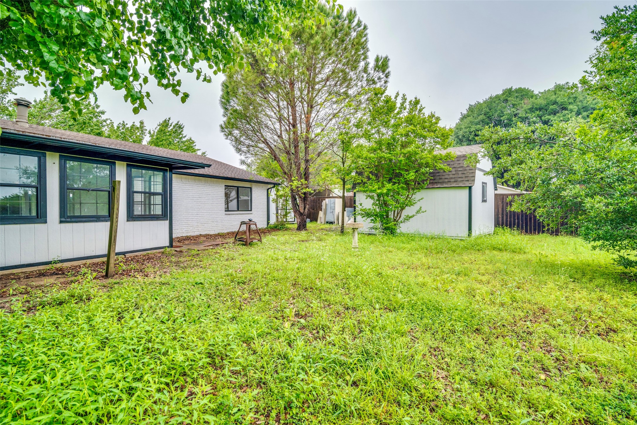 6401 Gate Ridge Circle Garland TX 75043