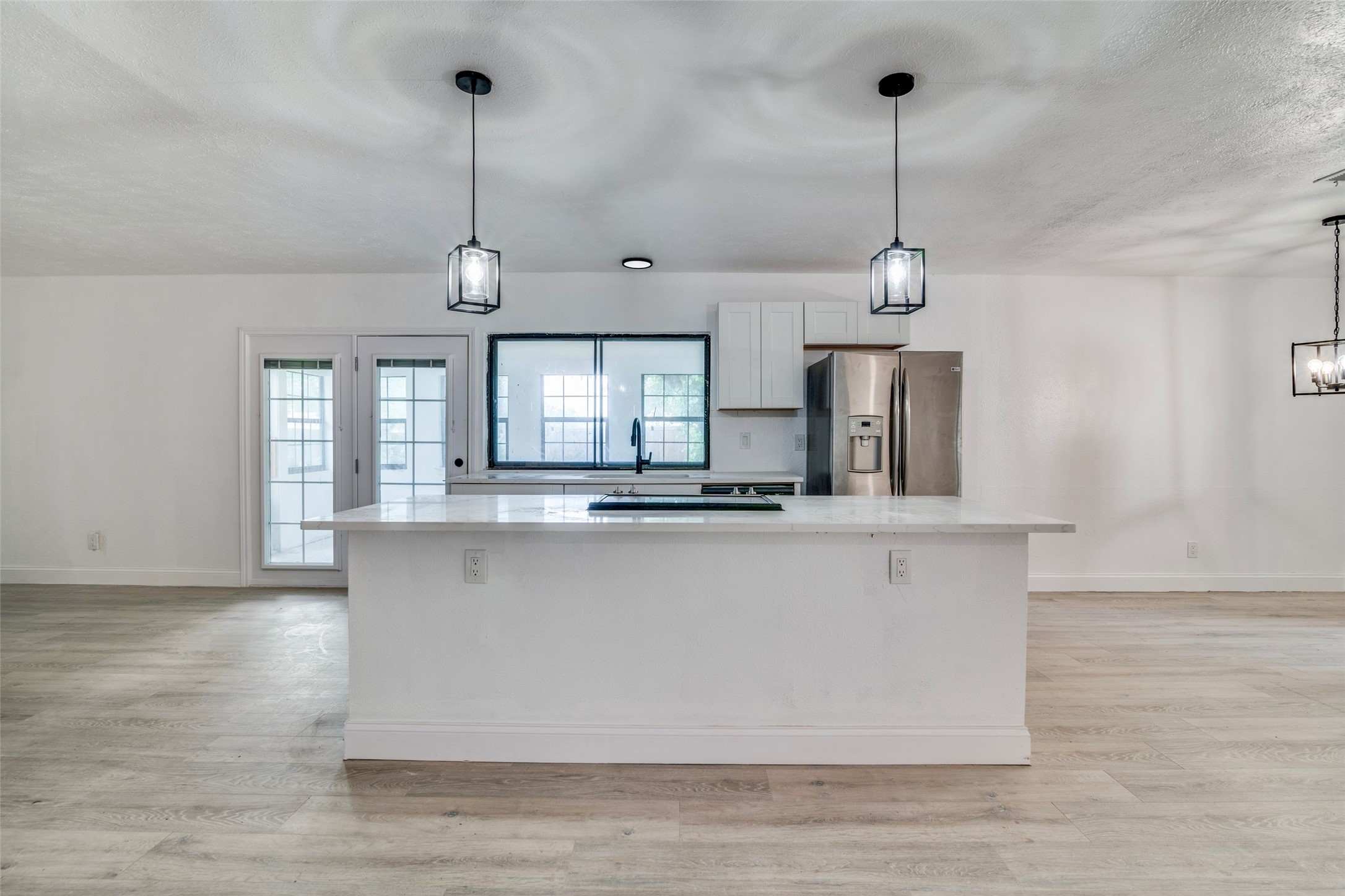 6401 Gate Ridge Circle Garland TX 75043