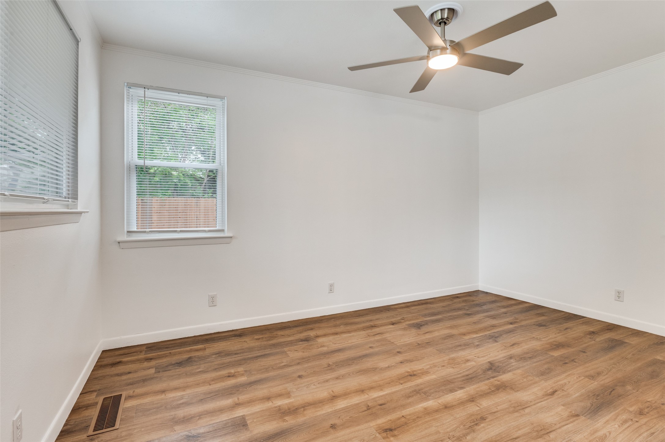 3712 Stafford Street Irving TX 75062
