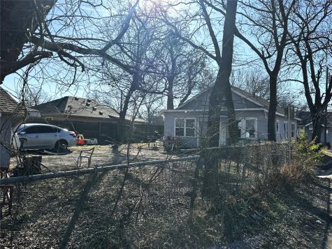 1203 E Jones Street Sherman TX 75090