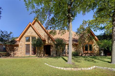 532 Evergreen Drive Hurst TX 76054