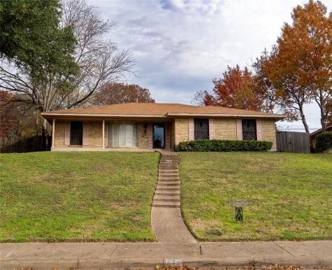 1519 Russell Glen Lane Dallas TX 75232