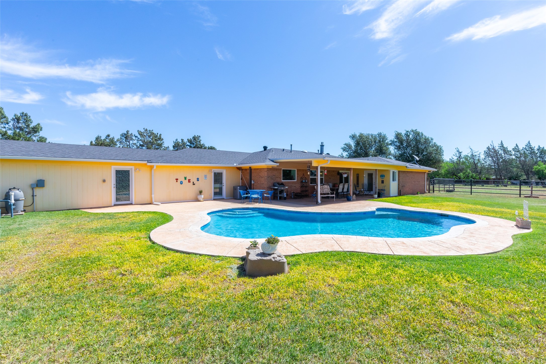 317 Country Place S Abilene TX 79606