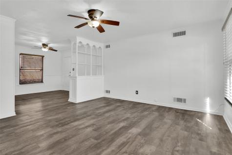 1025 S Maurice Avenue Denison TX 75020