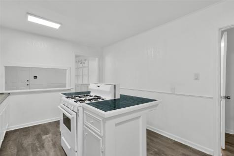 1025 S Maurice Avenue Denison TX 75020