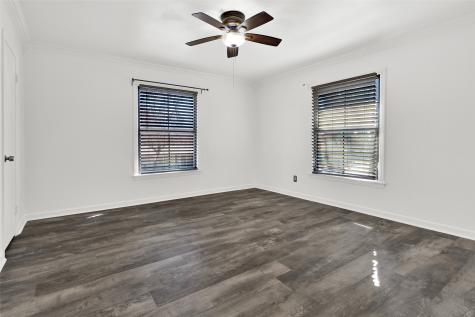 1025 S Maurice Avenue Denison TX 75020