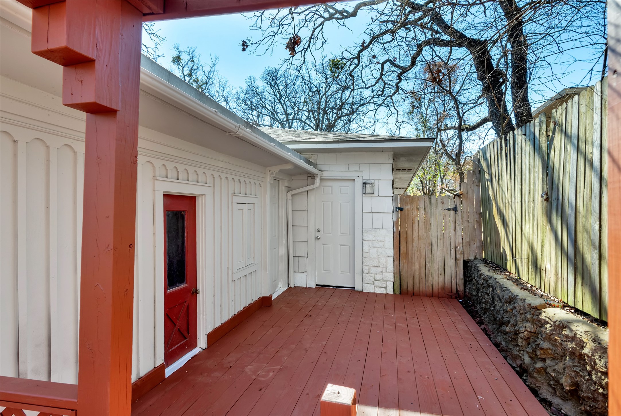 1025 S Maurice Avenue Denison TX 75020