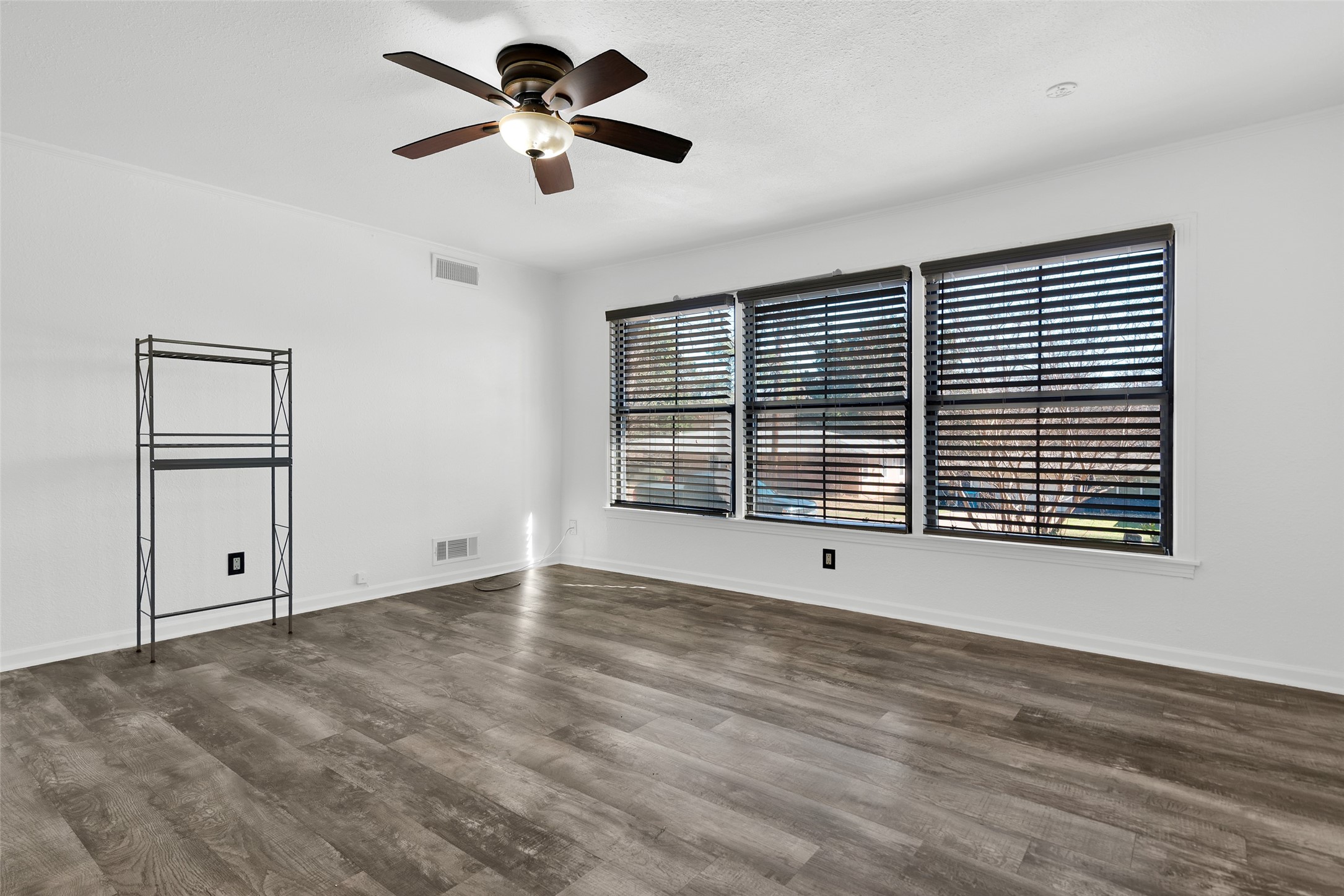 1025 S Maurice Avenue Denison TX 75020