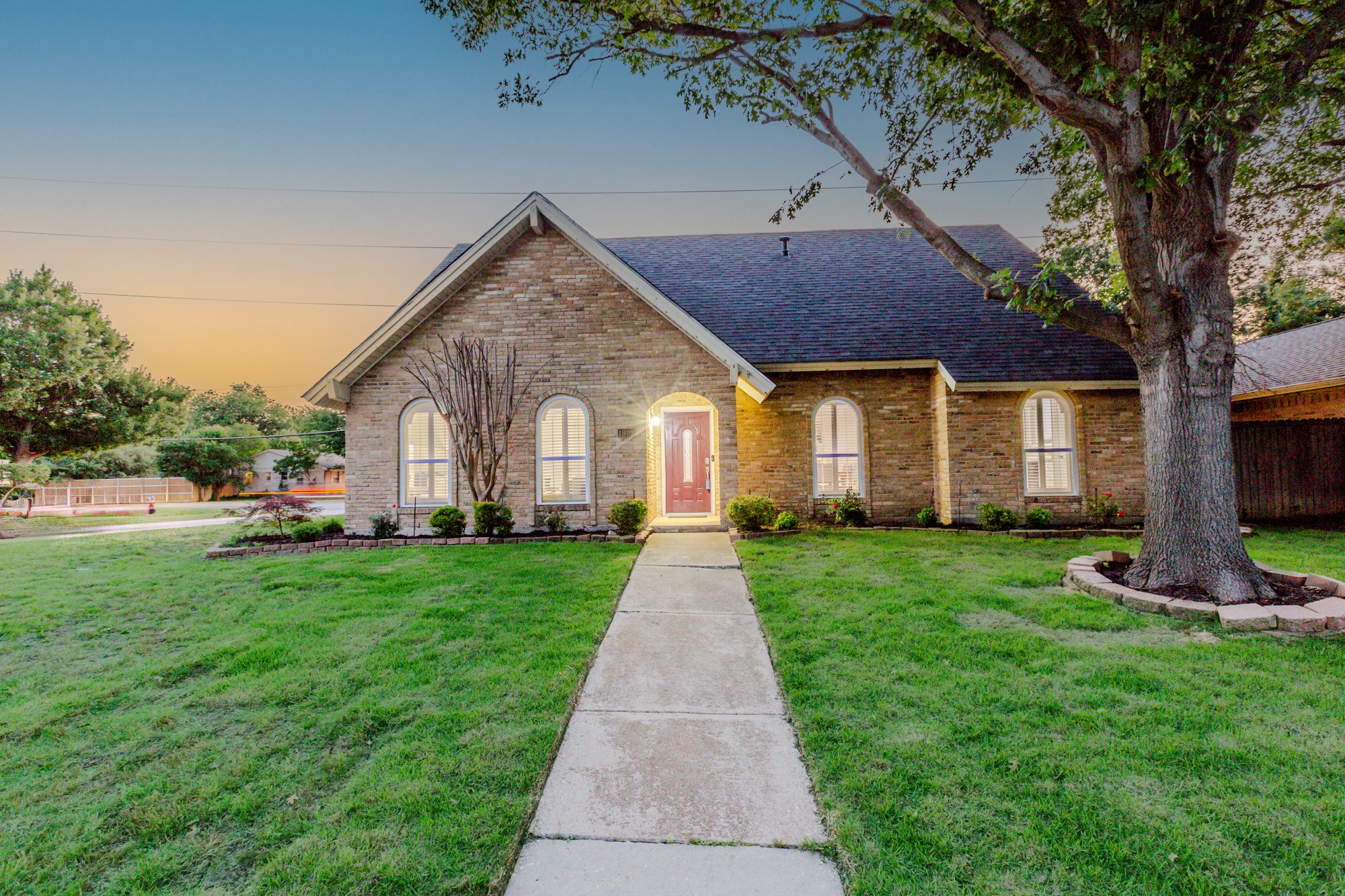 1909 Campbell Court Richardson TX 75080