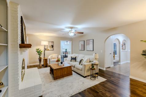 1909 Campbell Court Richardson TX 75080