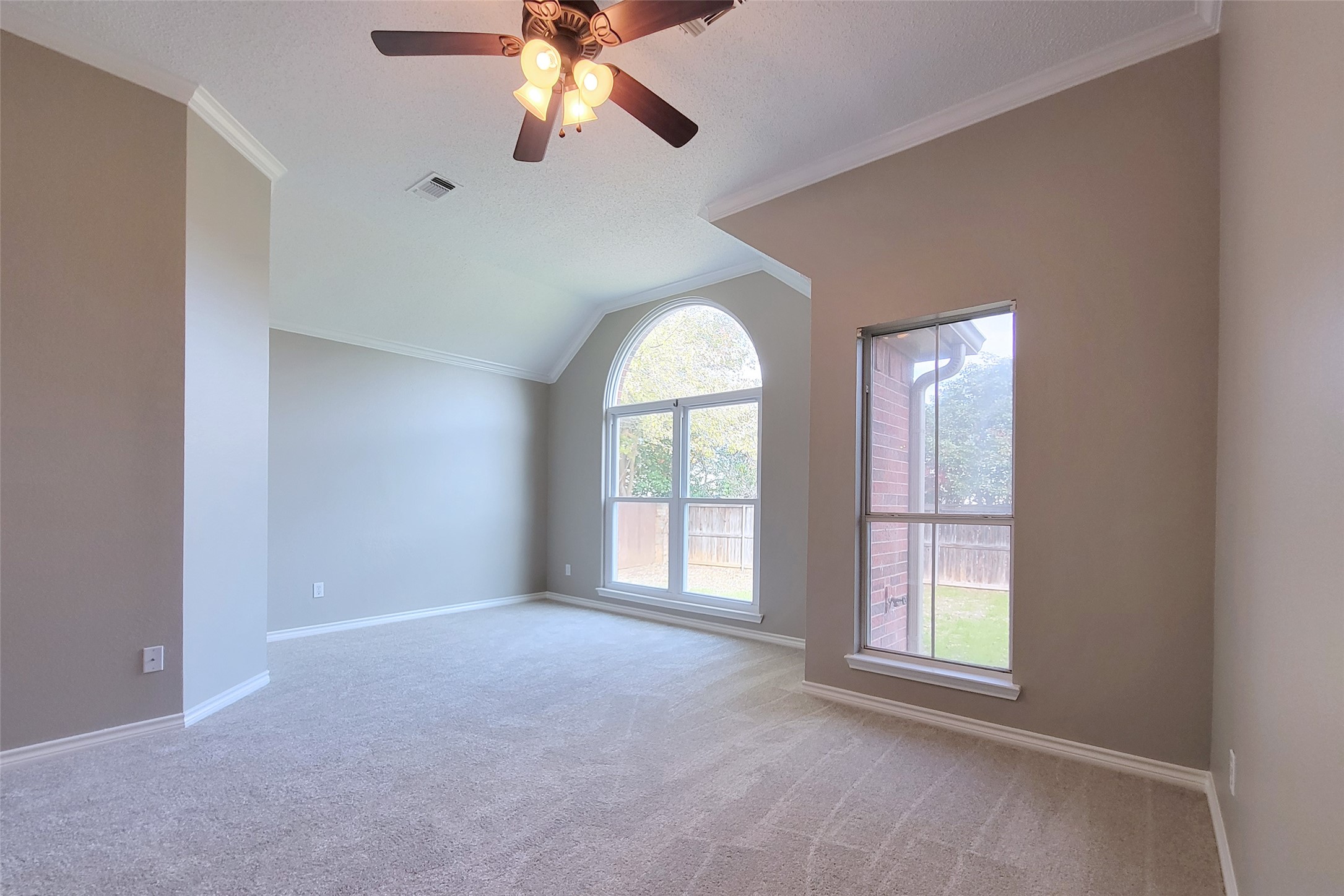 1604 Knoll Ridge Circle Corinth TX 76210