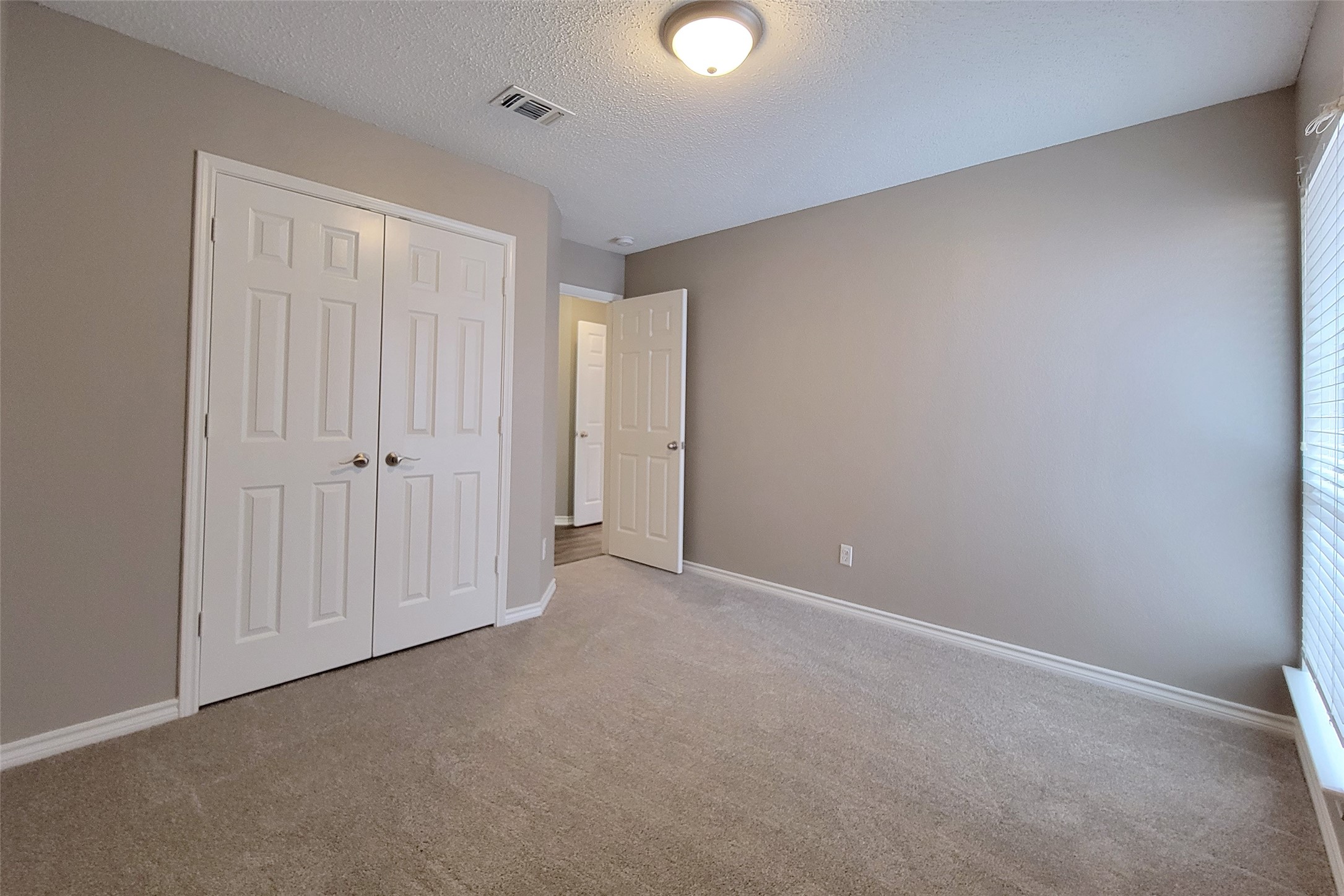 1604 Knoll Ridge Circle Corinth TX 76210