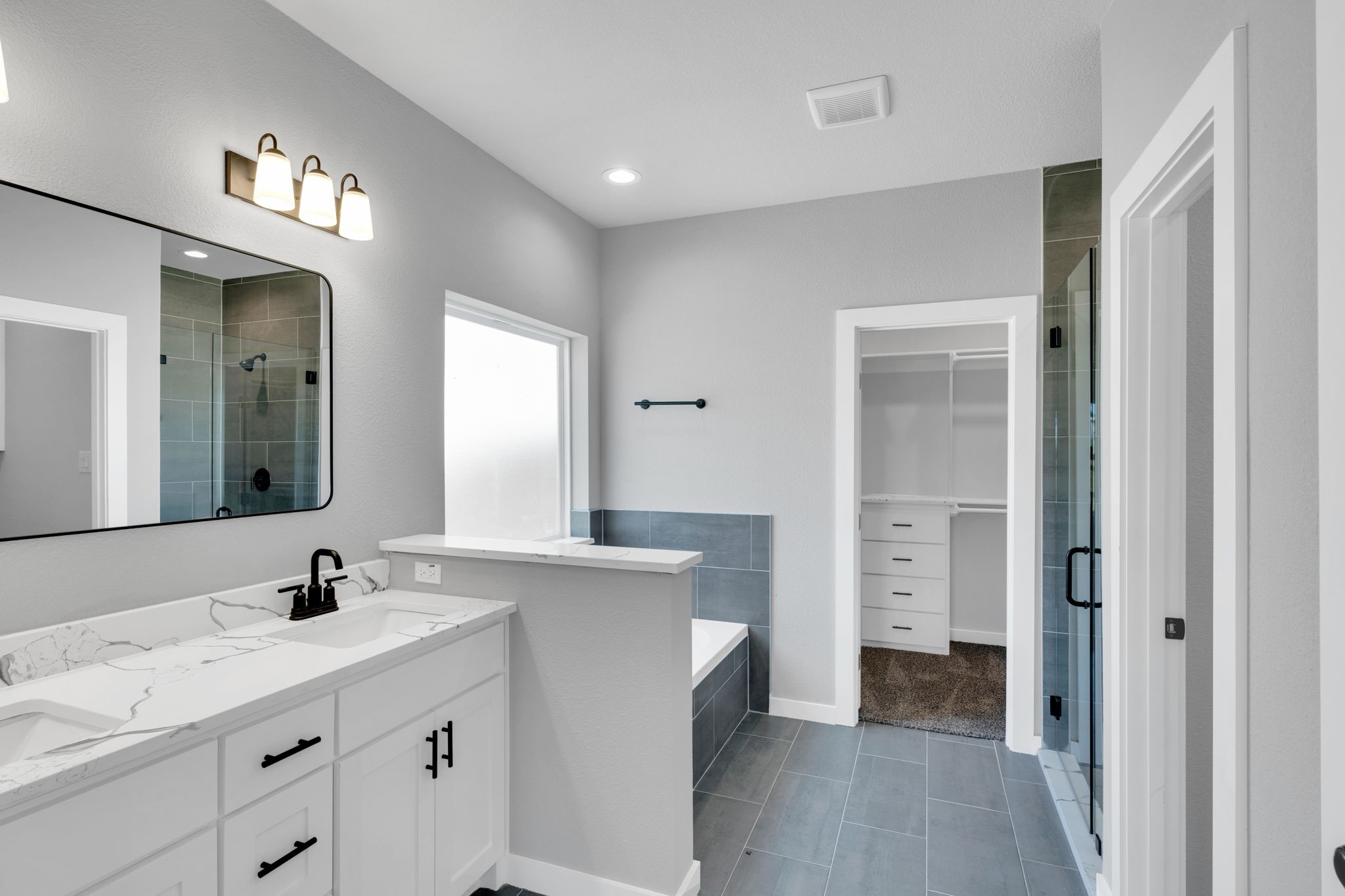 350 E Lamar Street Palmer TX 75152