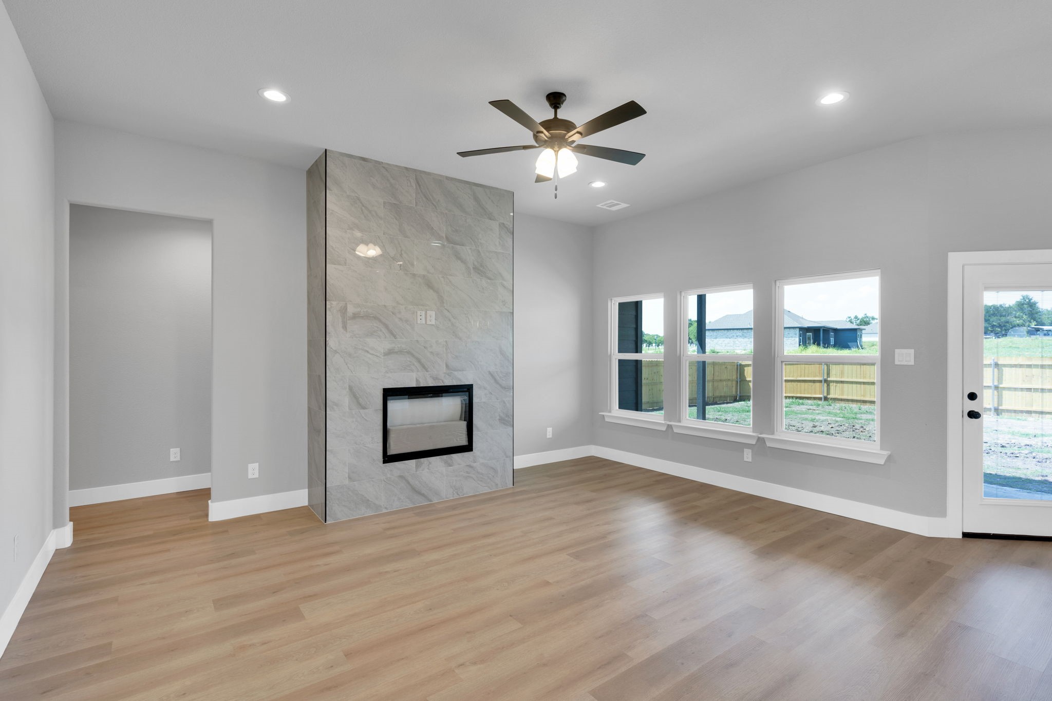 350 E Lamar Street Palmer TX 75152