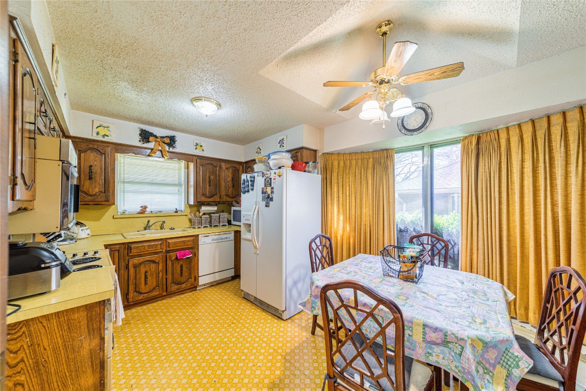 931 Rock Canyon Drive Duncanville TX 75137