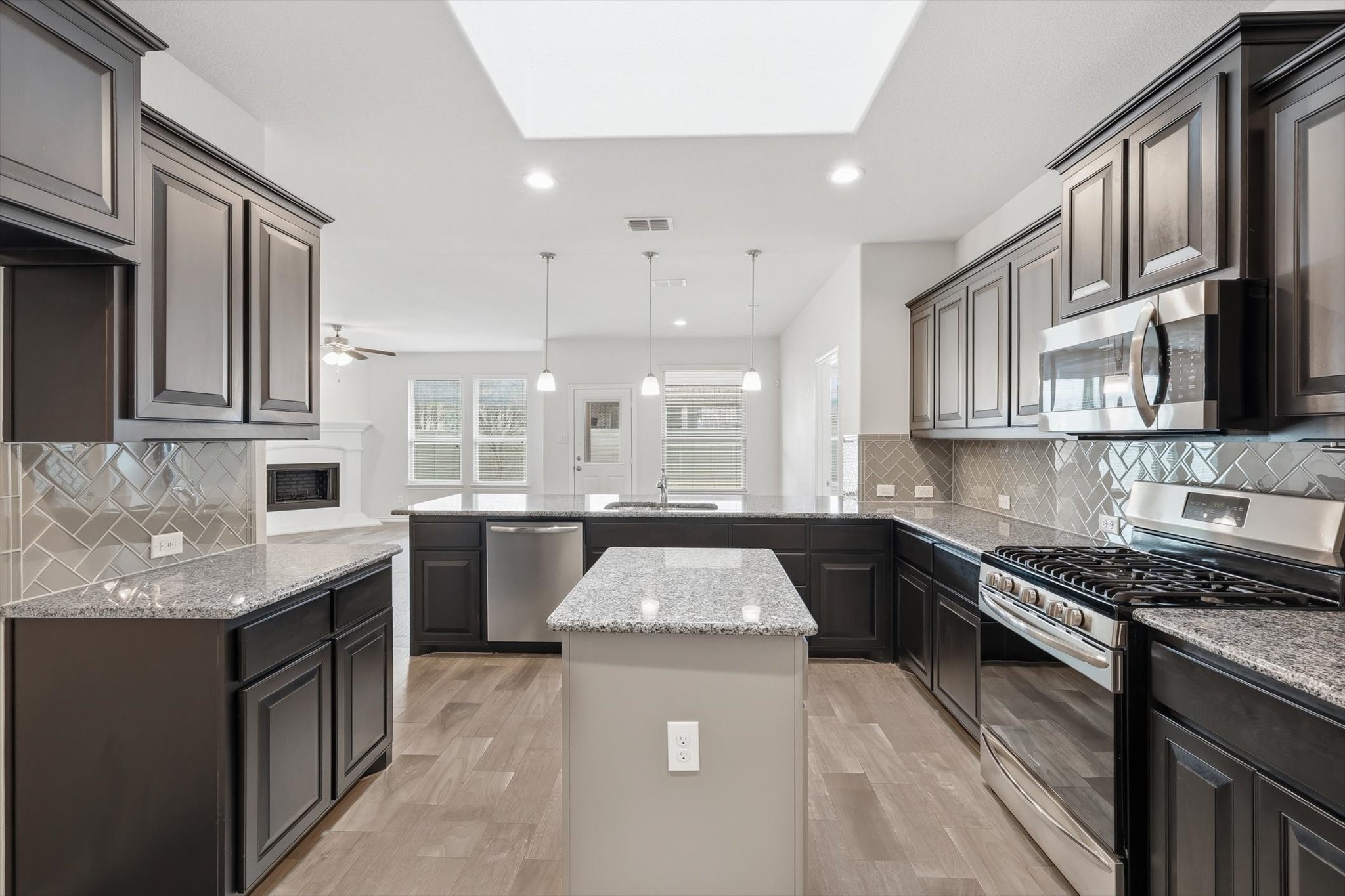 1813 Turnstone Trail Argyle TX 76226