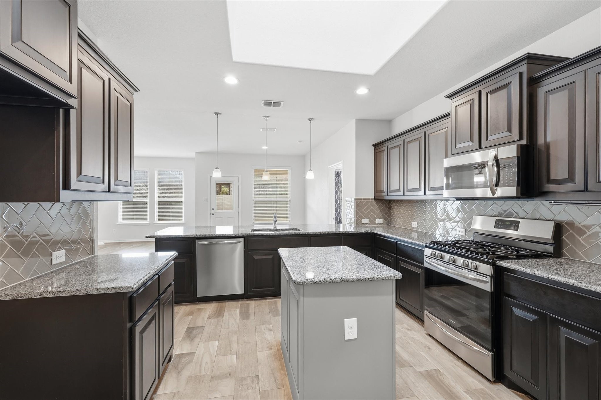 1813 Turnstone Trail Argyle TX 76226
