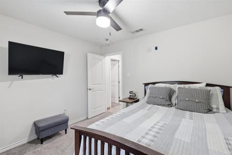 1104 Monterrey Street Bedford TX 76022