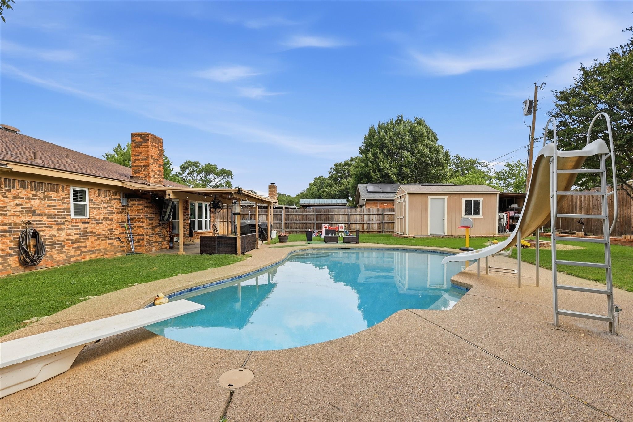 1104 Monterrey Street Bedford TX 76022